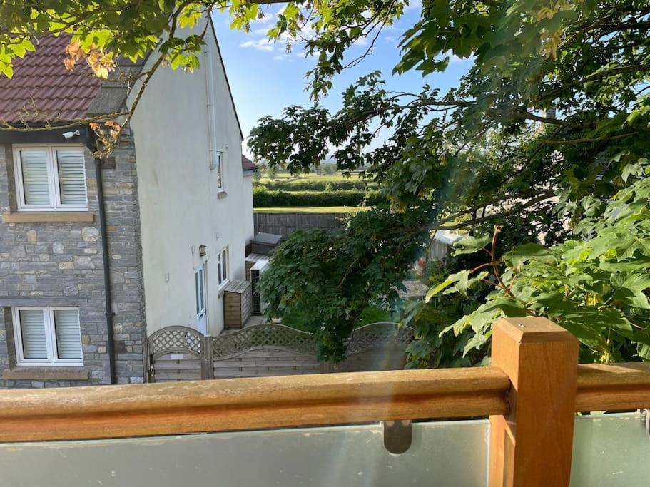 The Apt at Woodlands House, Glastonbury