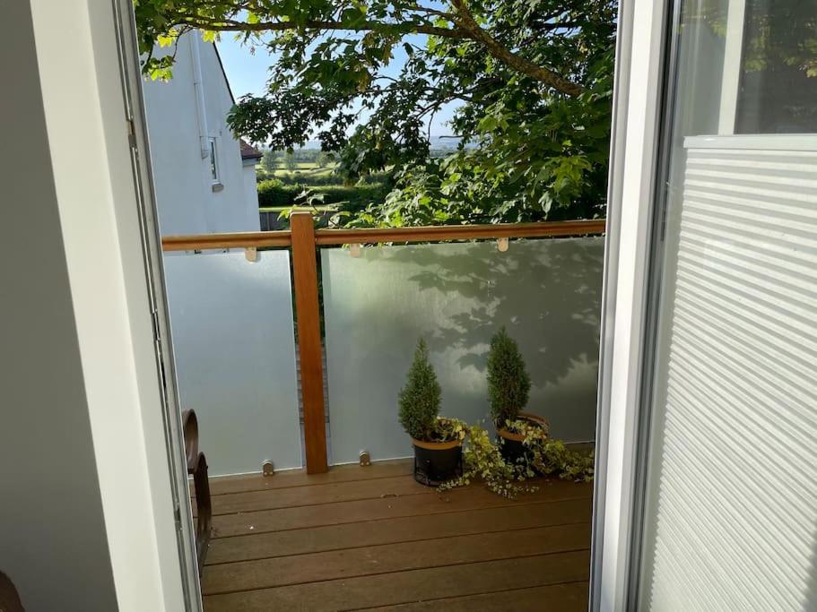 The Apt at Woodlands House, Glastonbury
