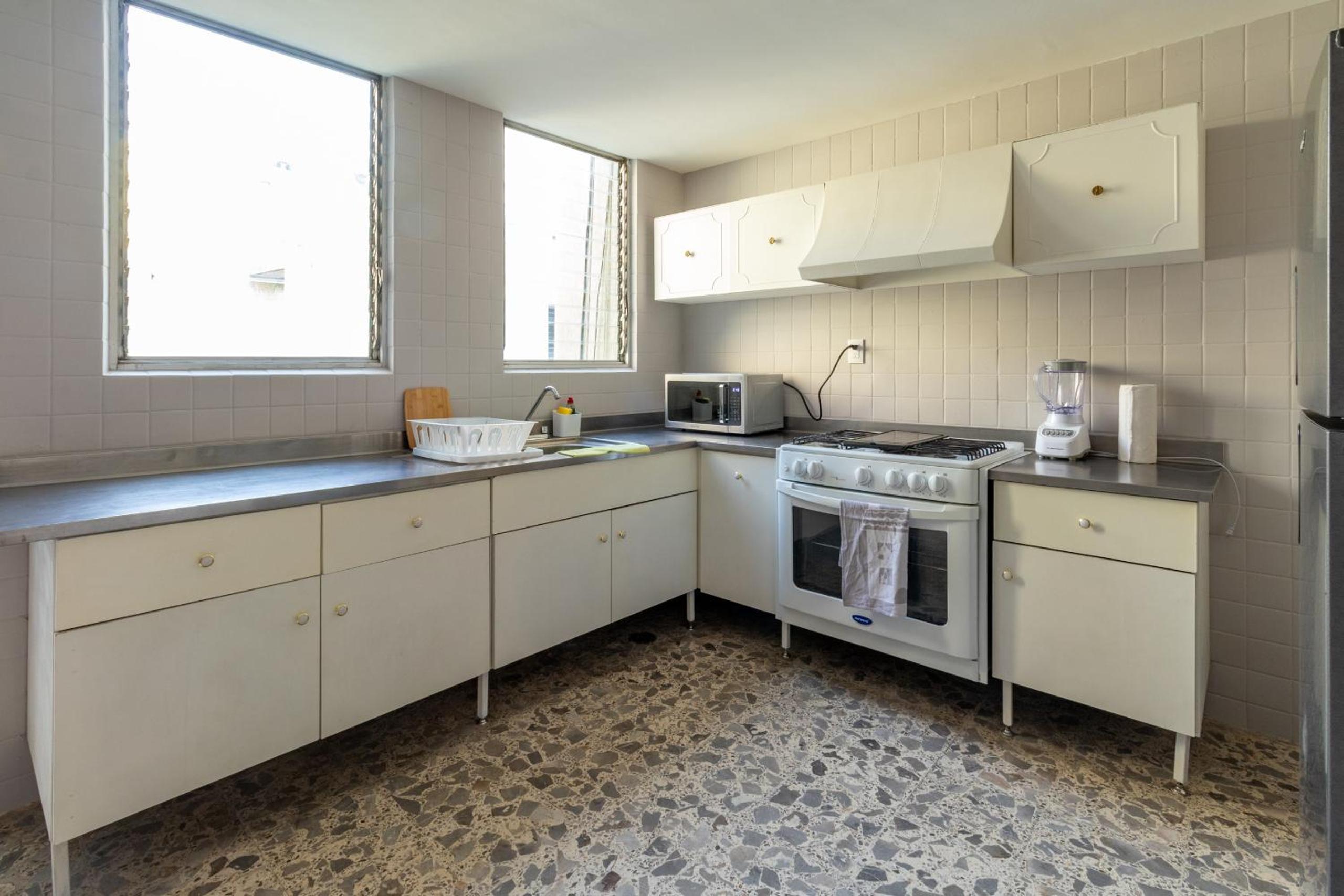 Penthouse Near Masaryk - Sleeps 16 - Pet Friendly photo 2