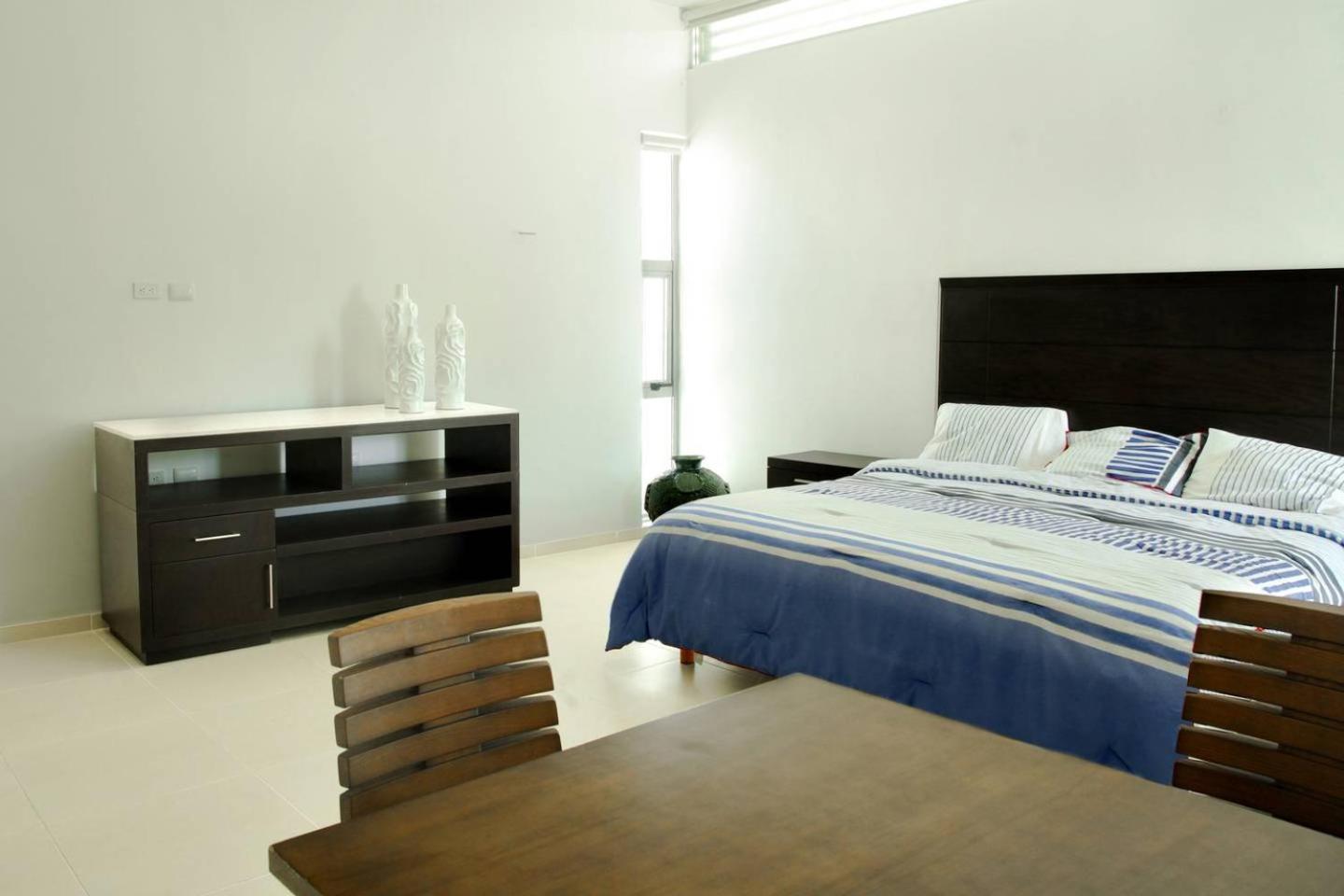 Beachfront Upscale House in Telchac