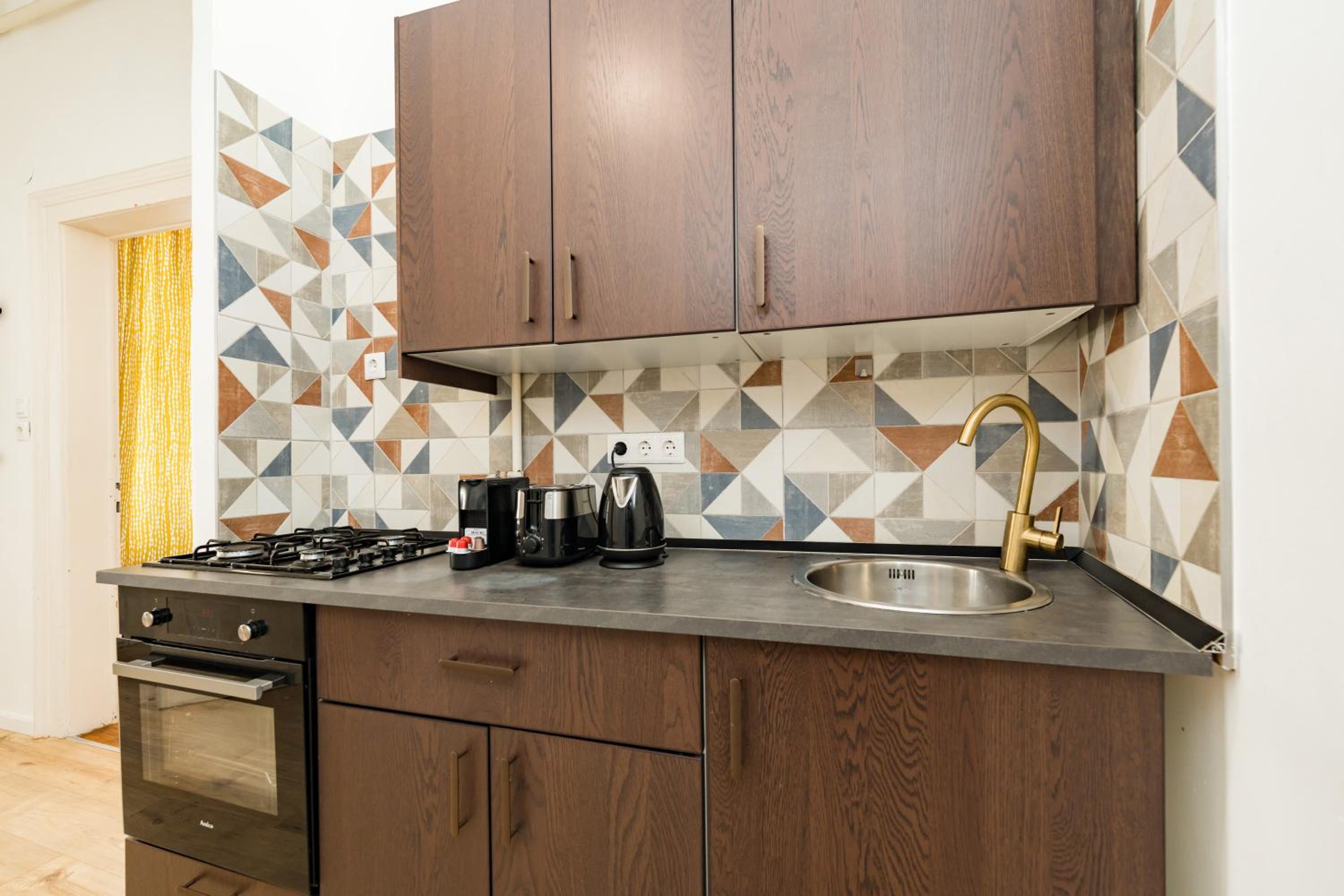 Basilica downtown apartment