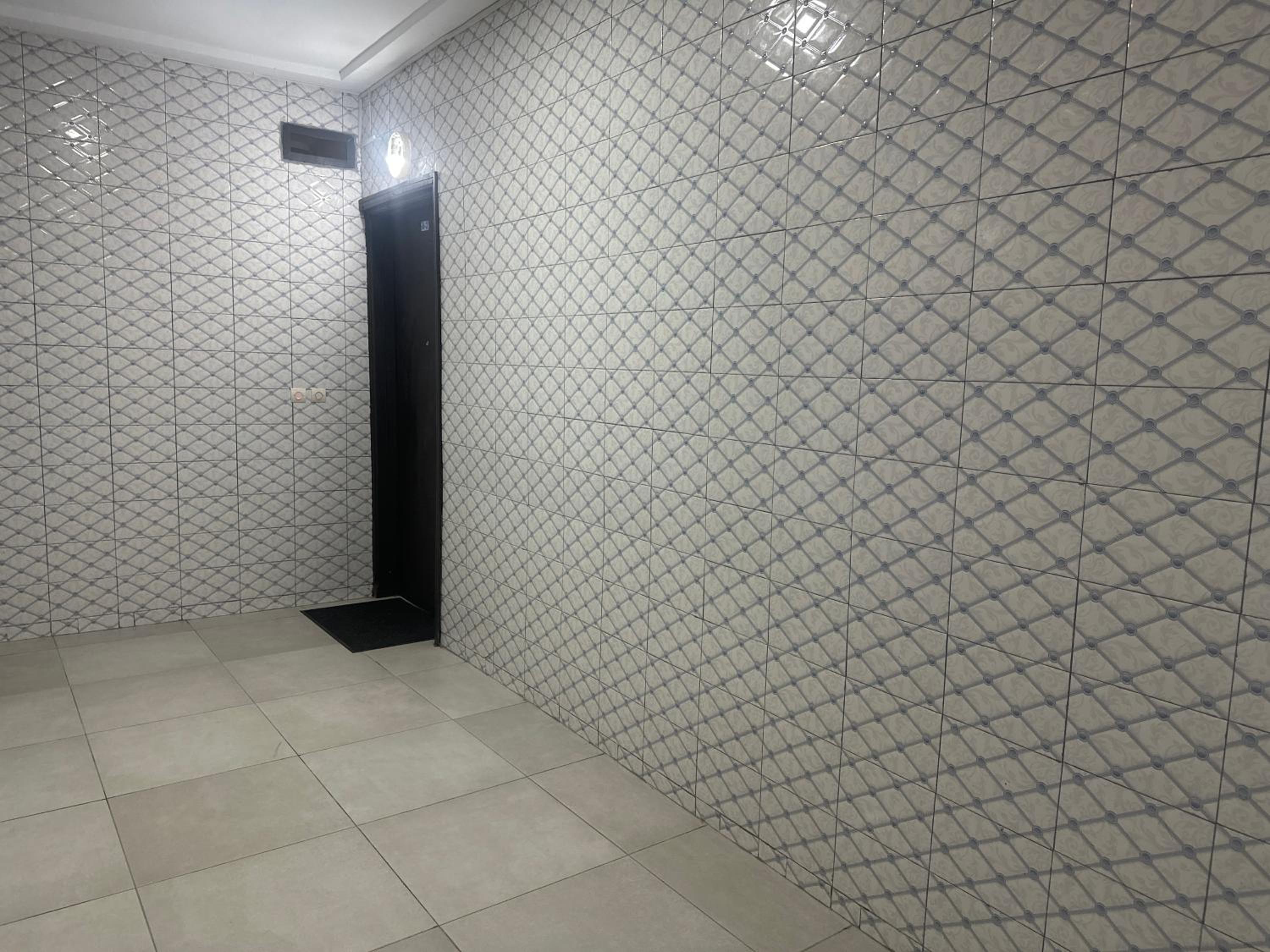 2-Bed 1-Bath - Sleeps 4 with Parking