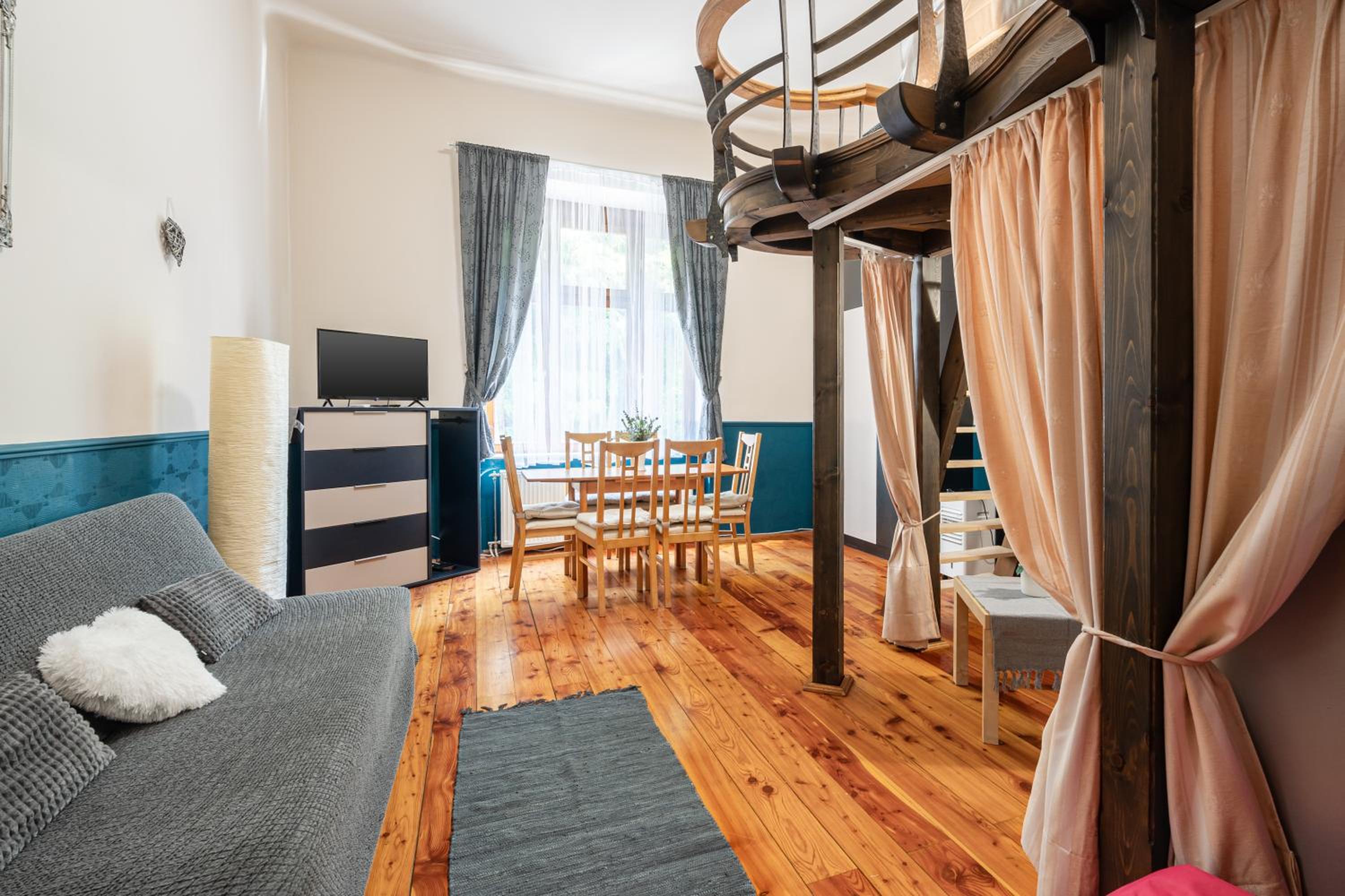 Castle Chainbridge Apartment