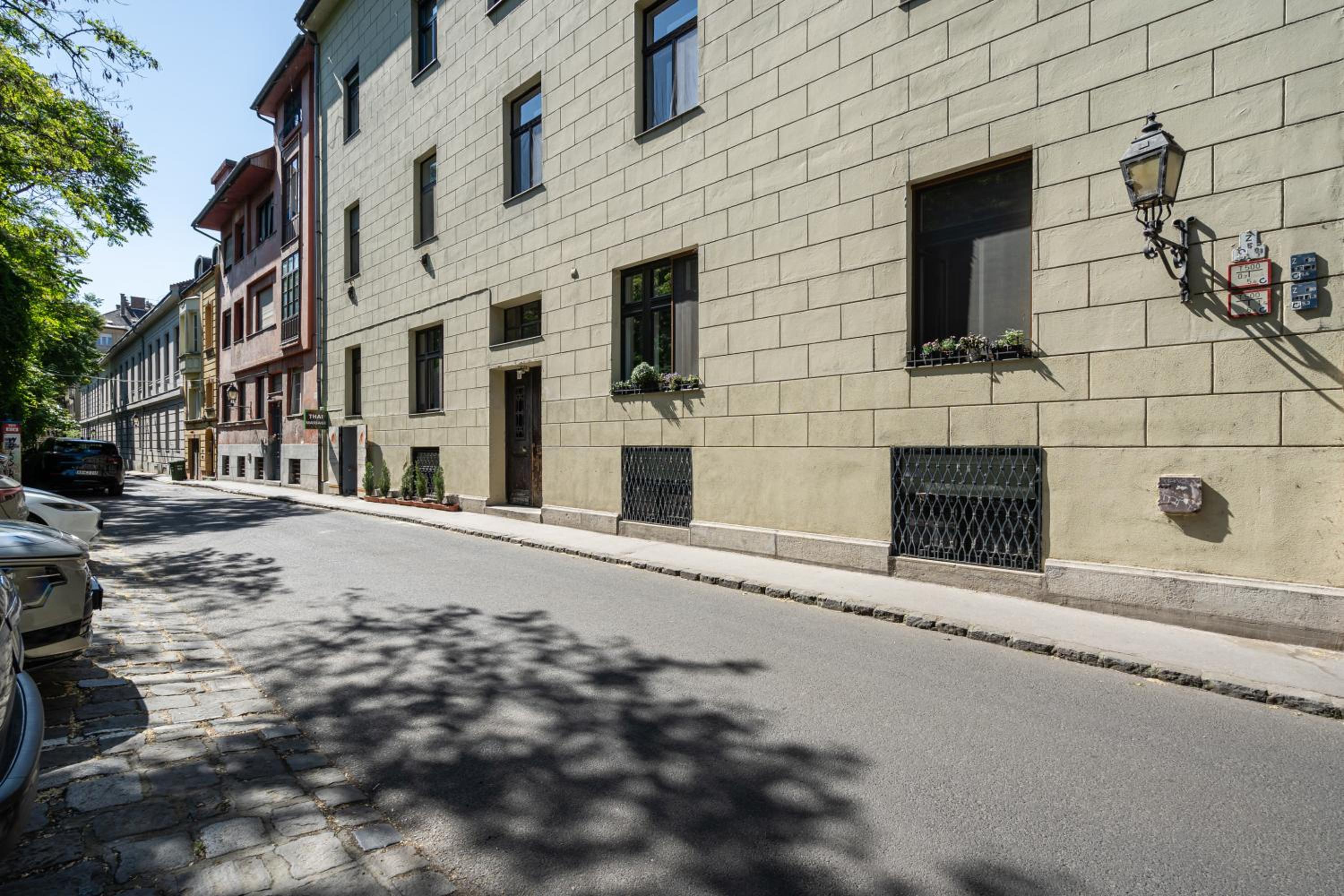 Castle Chainbridge Apartment