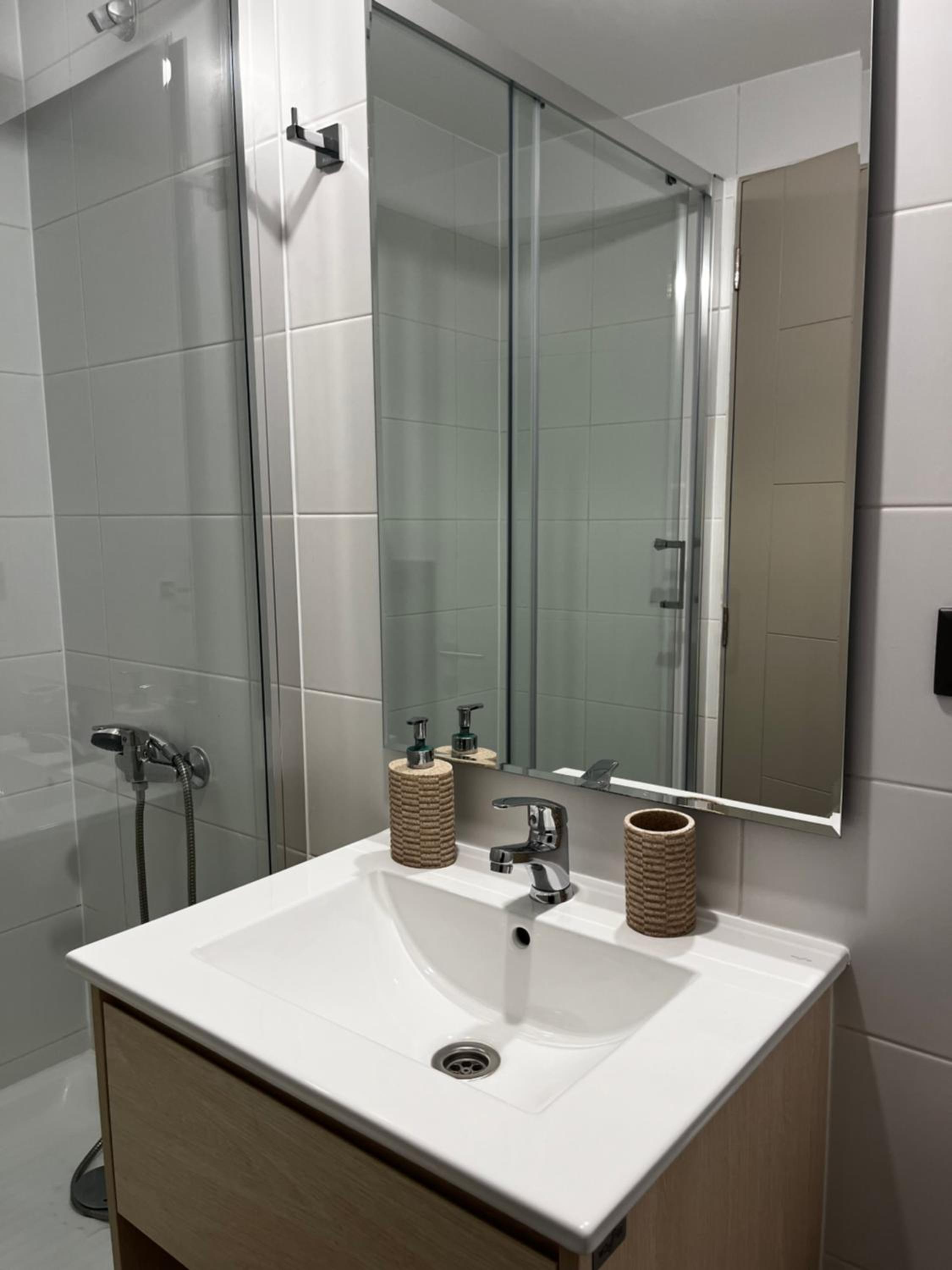 Departamento nuevo, 1 dormitorio estacionamiento