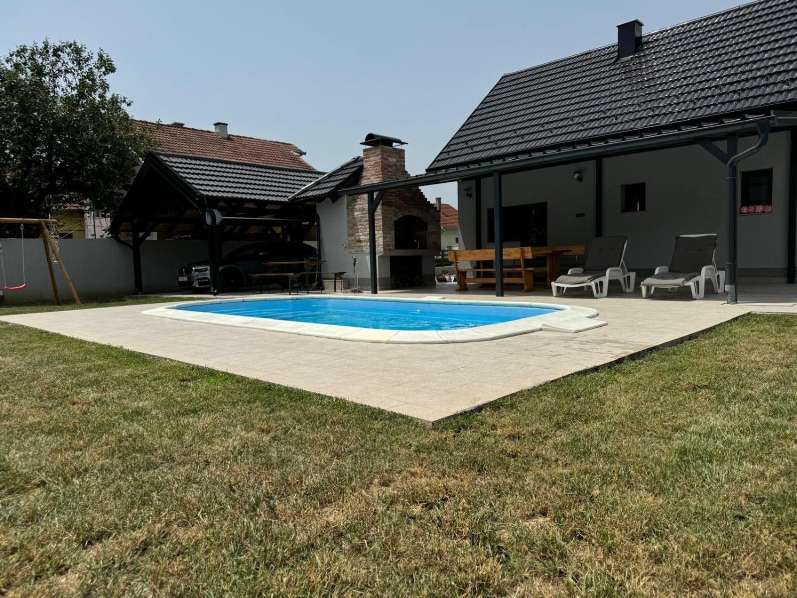 Holiday house Eva with pool view 5
