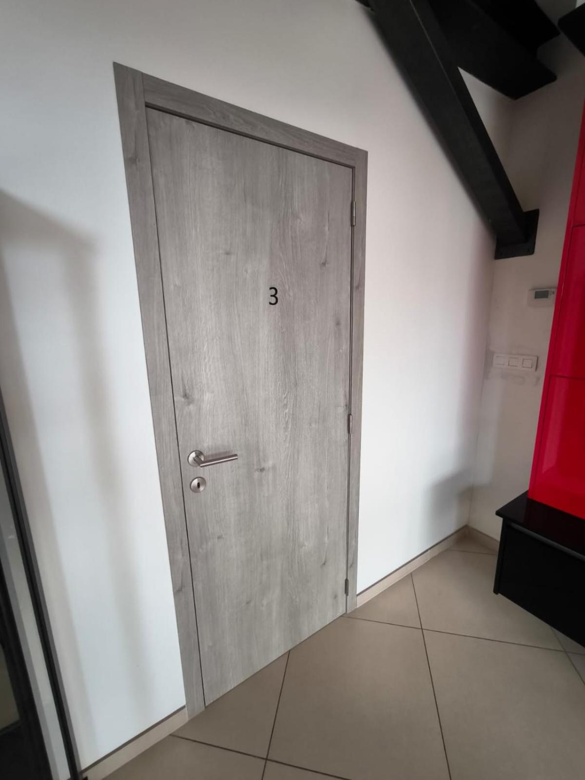 8 chambres privées dans une villa de partagée de 350m2