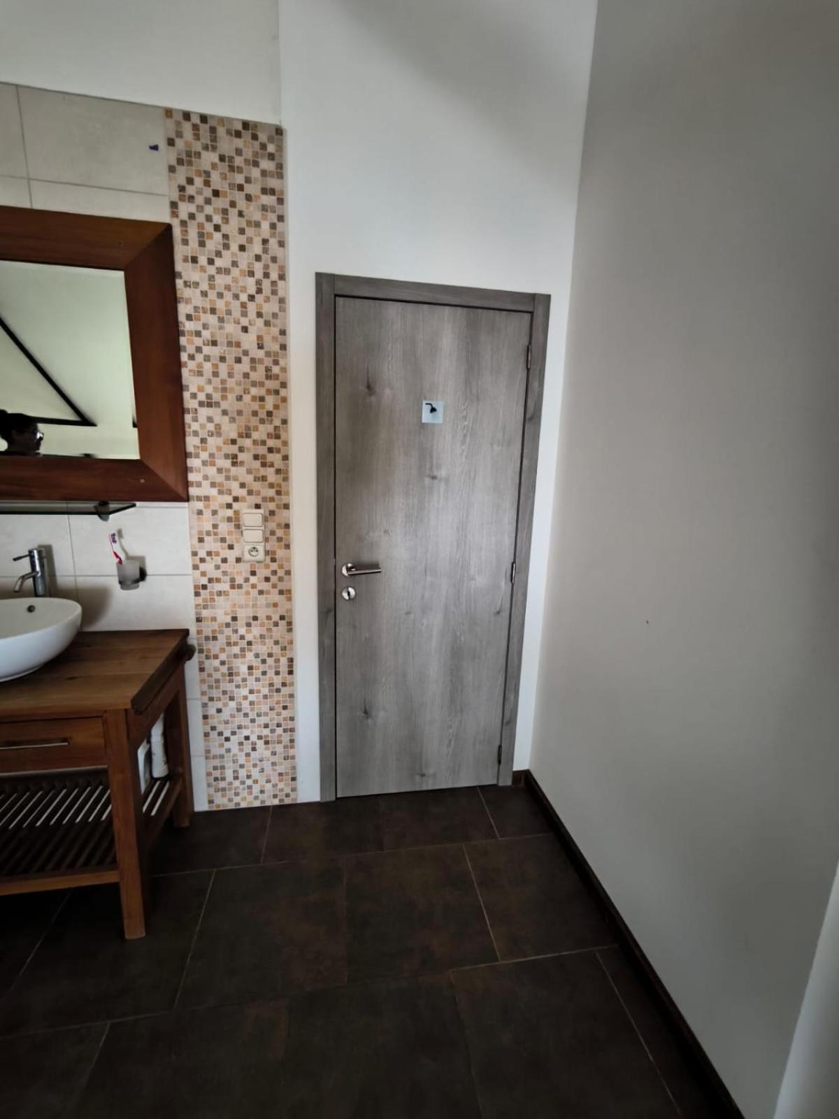 8 chambres privées dans une villa de partagée de 350m2