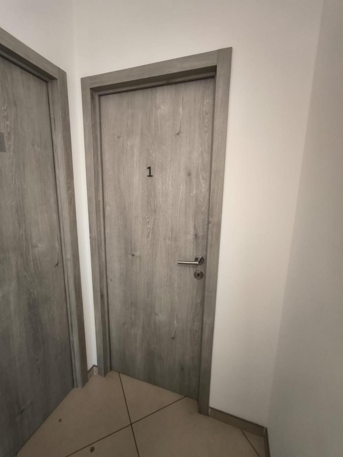 8 chambres privées dans une villa de partagée de 350m2