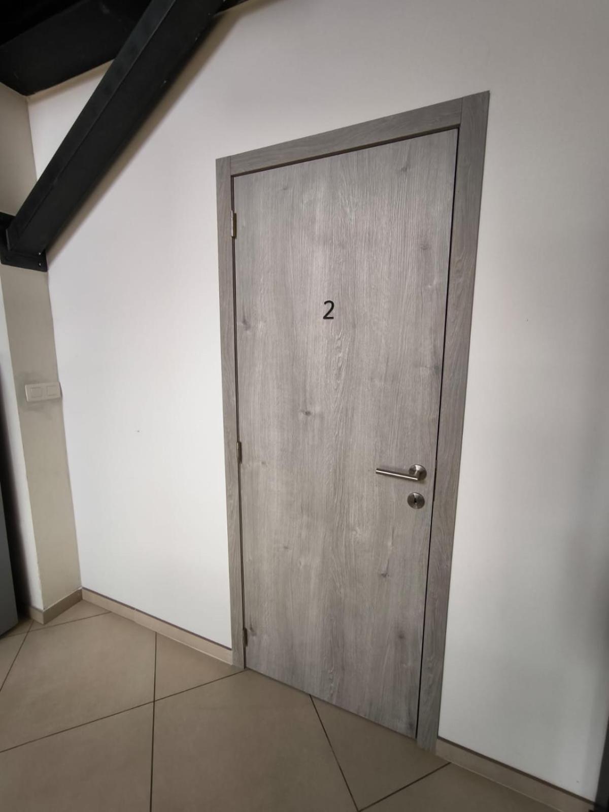 8 chambres privées dans une villa de partagée de 350m2