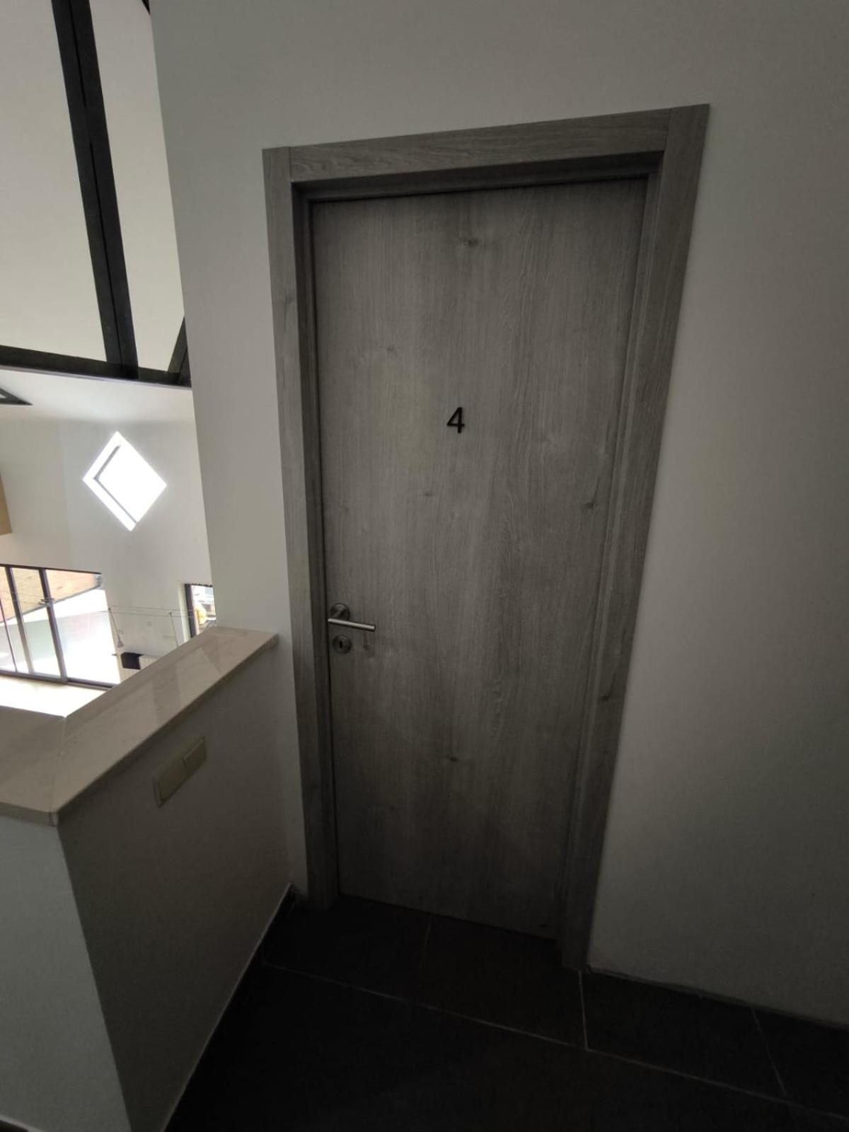 8 chambres privées dans une villa de partagée de 350m2