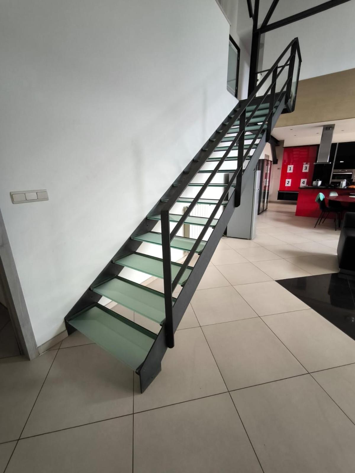 8 chambres privées dans une villa de partagée de 350m2