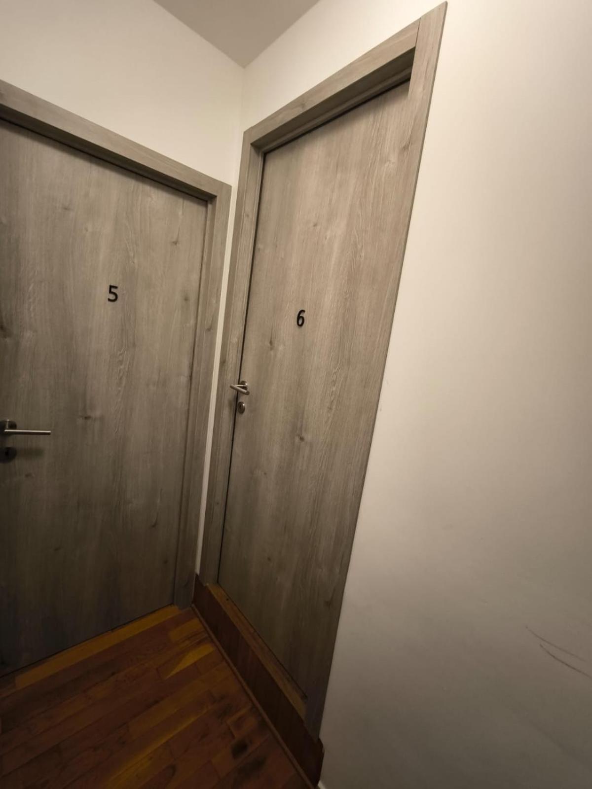 8 chambres privées dans une villa de partagée de 350m2