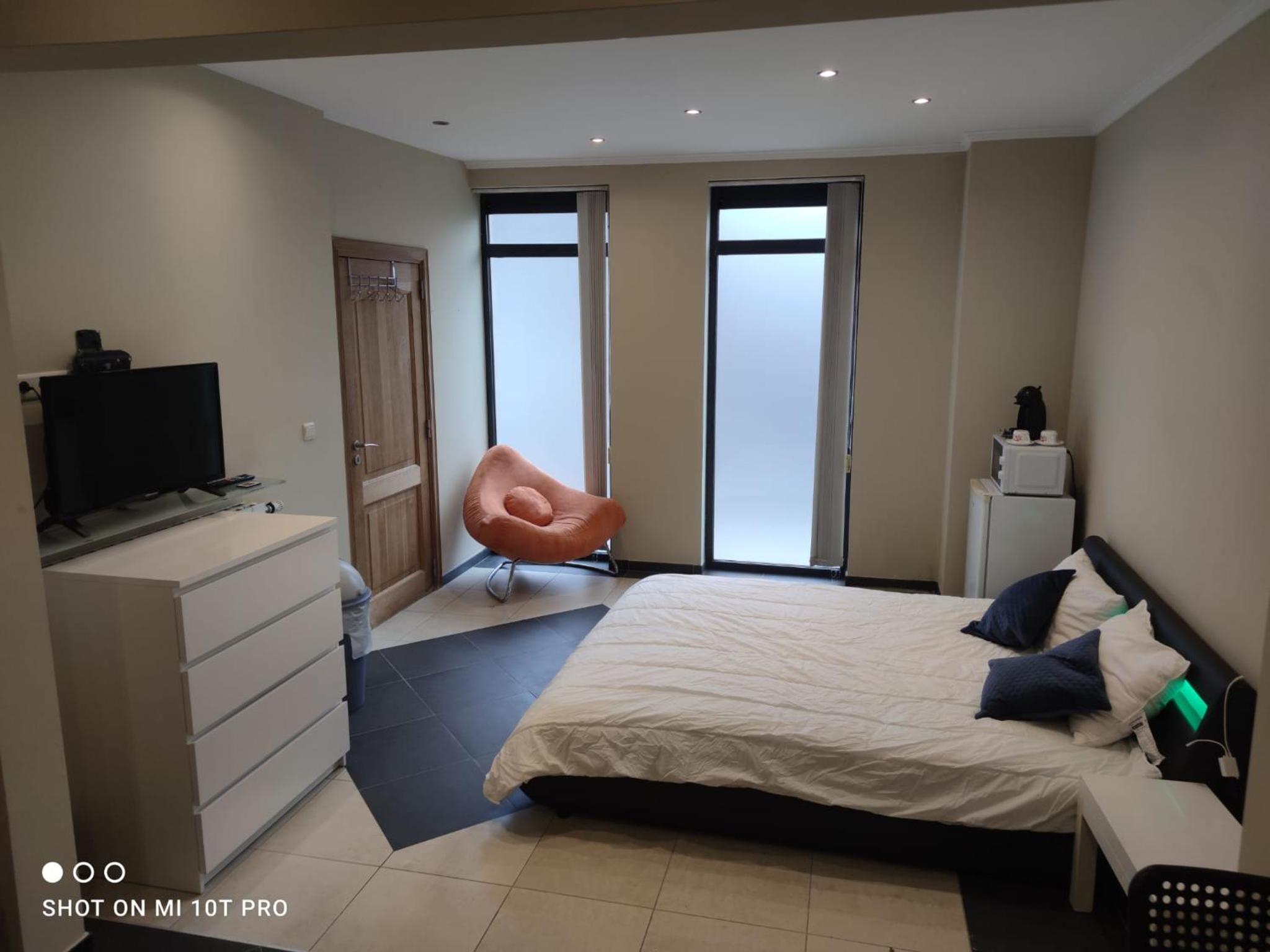 8 chambres privées dans une villa de partagée de 350m2