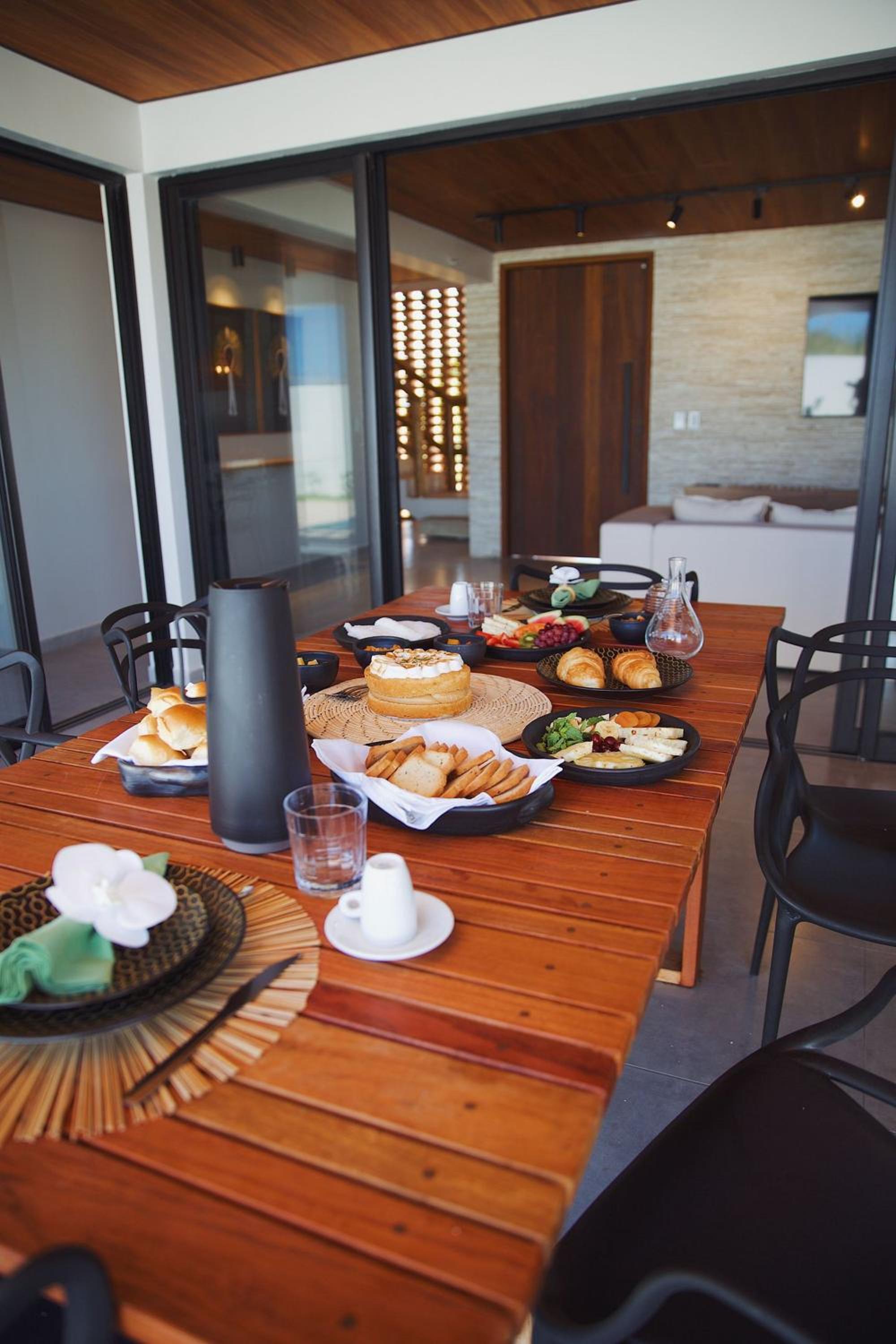 Casa Vista Mar de Luxo com Serviços Inclusos