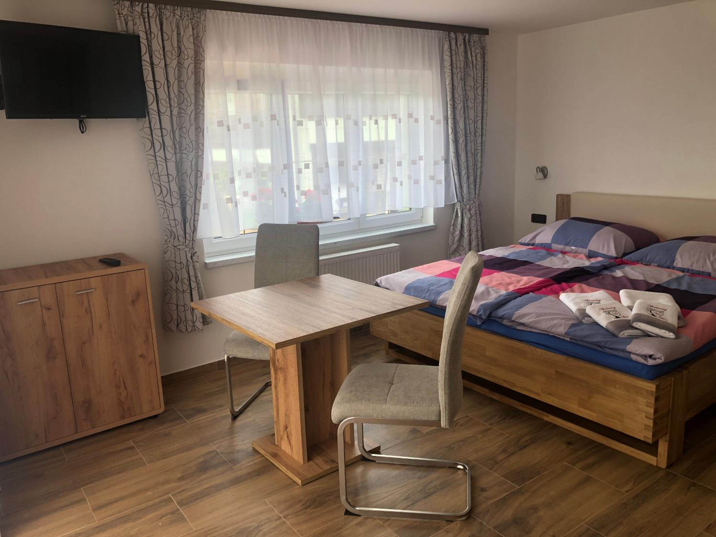 AP2, Hrubá Skála, Apartmány Nad Lípou