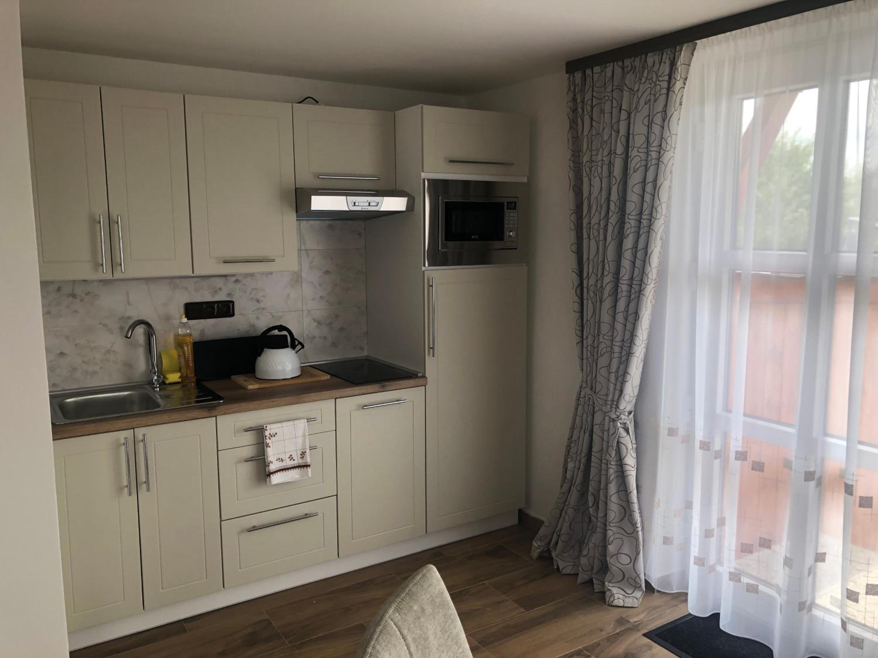 AP2, Hrubá Skála, Apartmány Nad Lípou