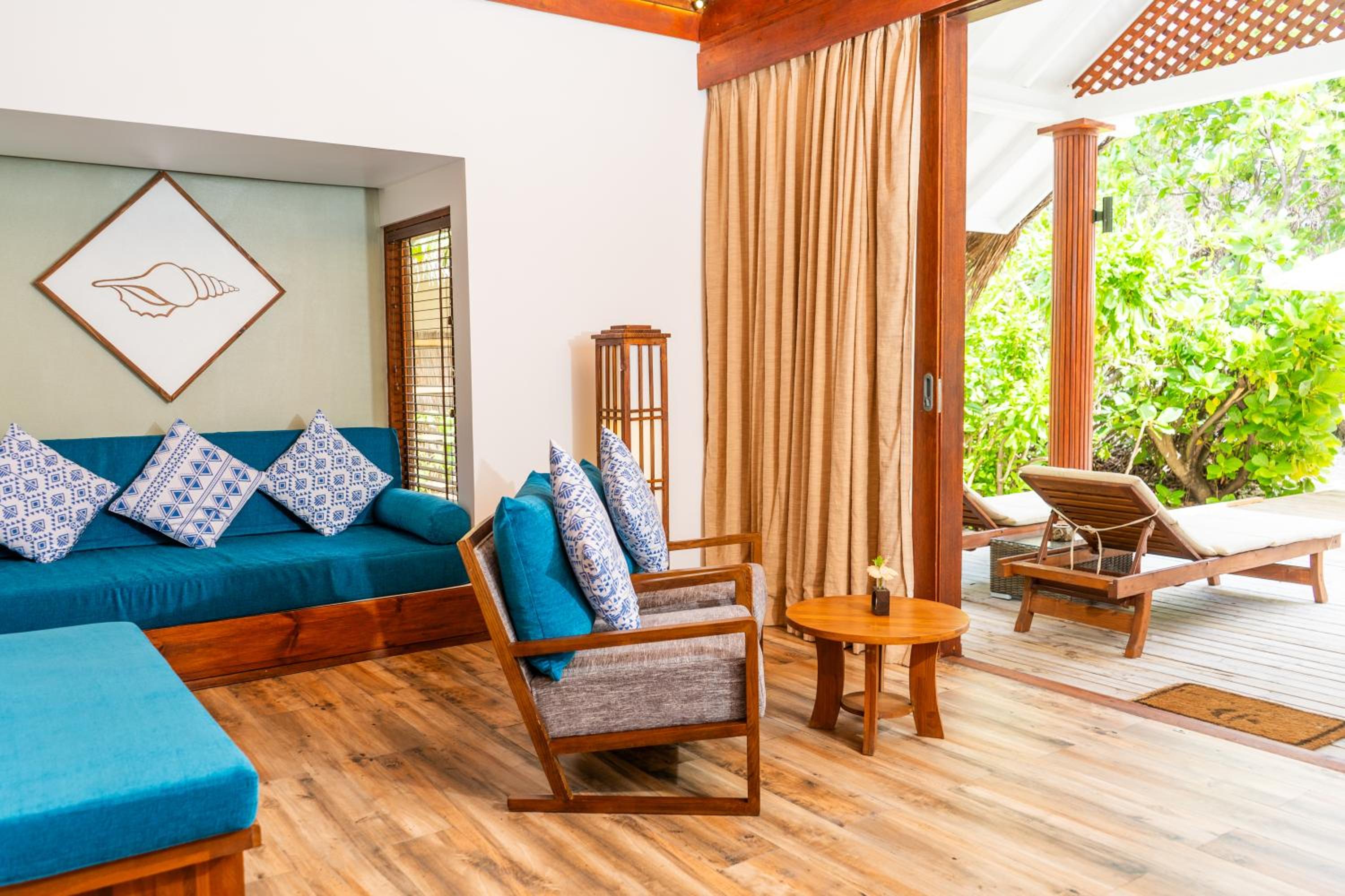 Kudafushi Resort & Spa
