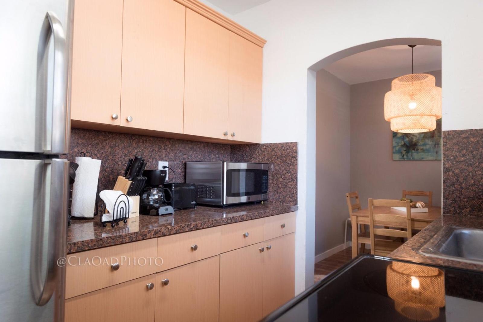 Miami 1BR apt W Free Parking and Wifi