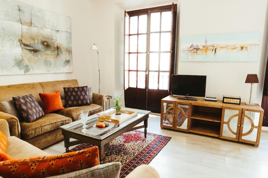 Stylish Andalusian house in historical center