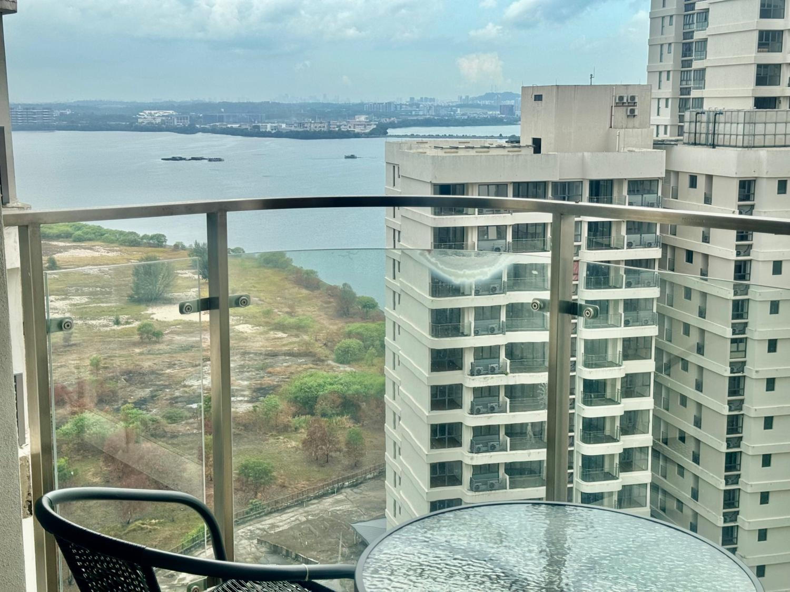 The Seaview Prestige homestay by OnP