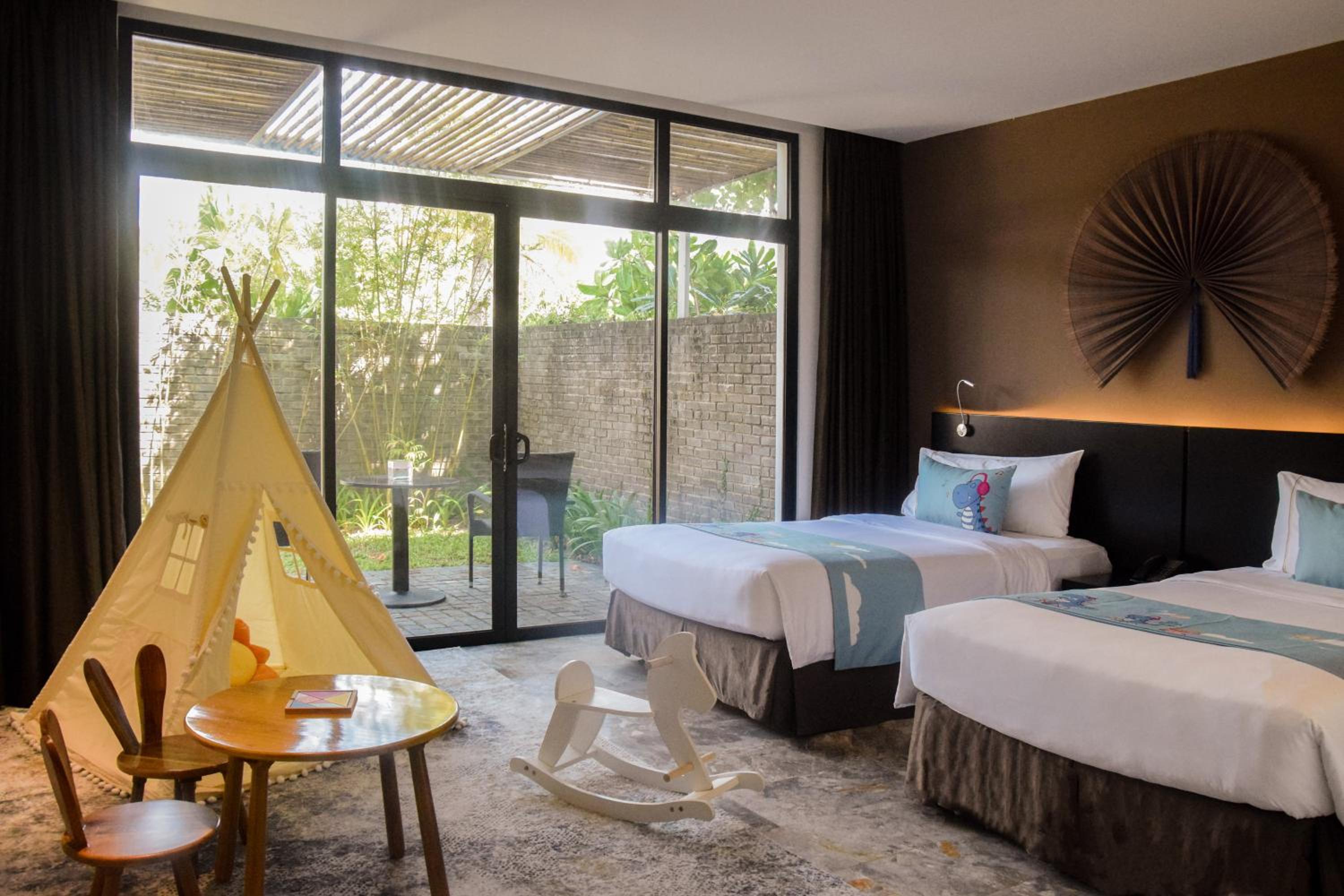 Meliá Danang Beach Resort