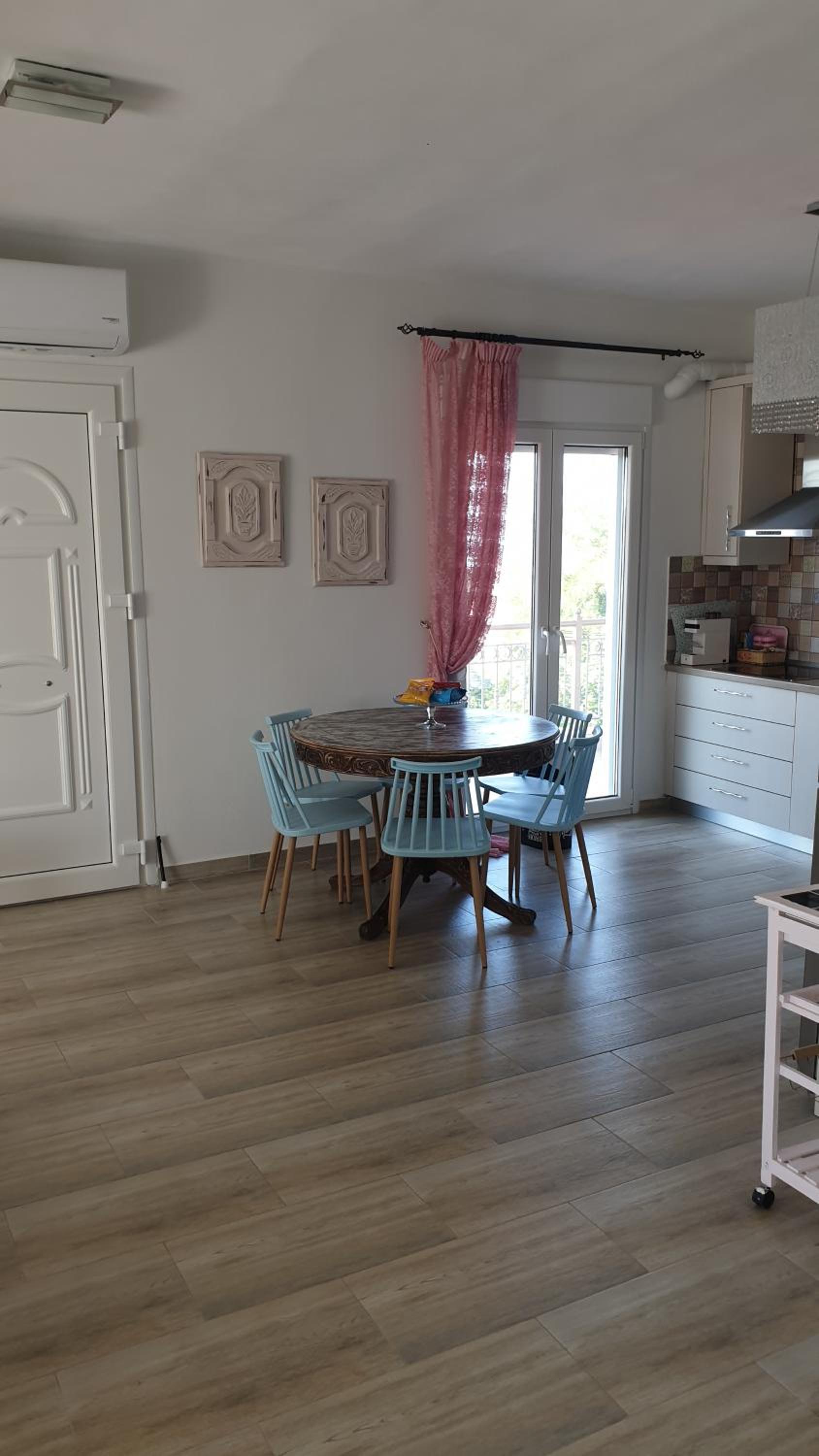 Pavlos House