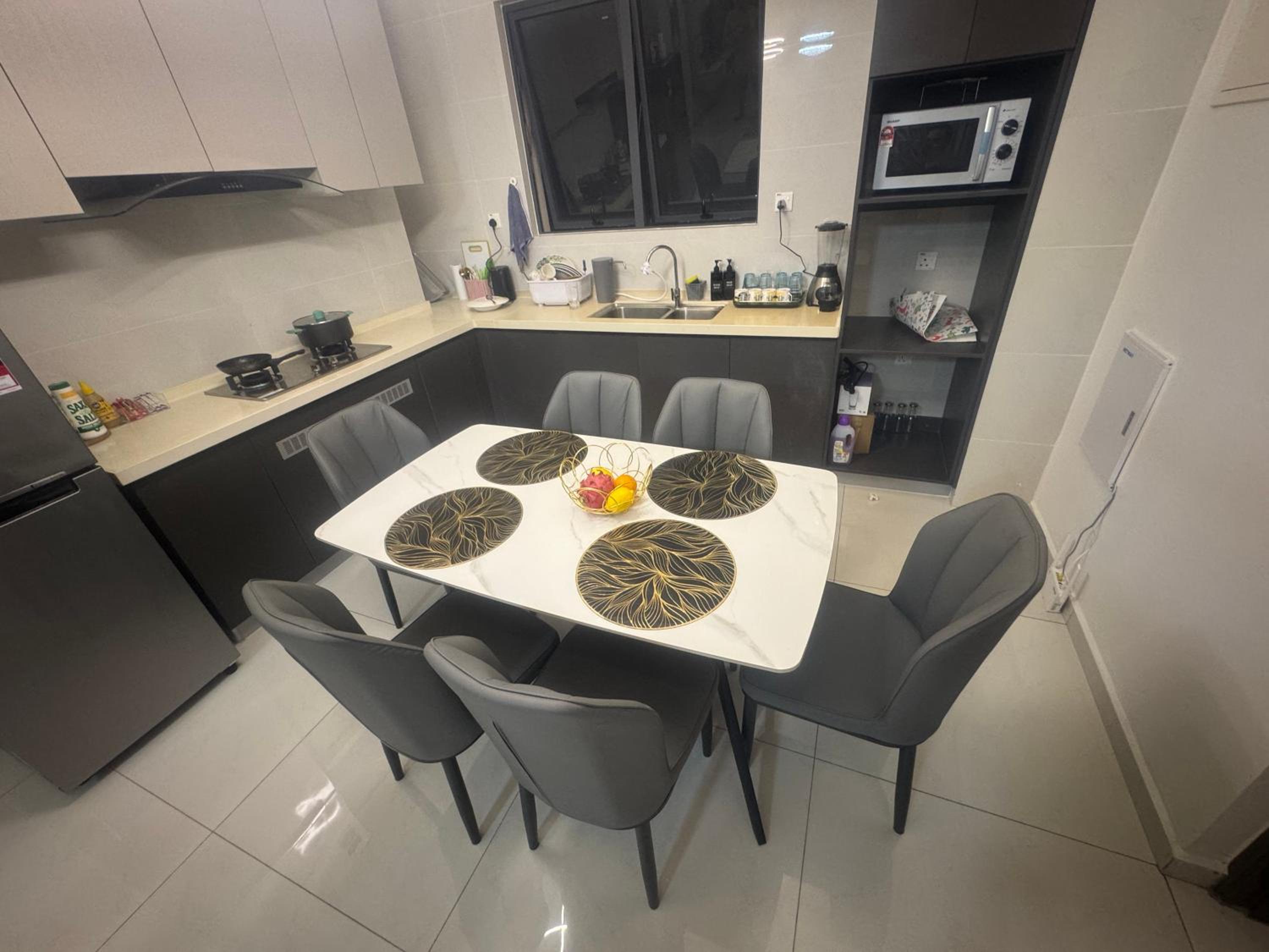 The Seaview Prestige homestay by OnP