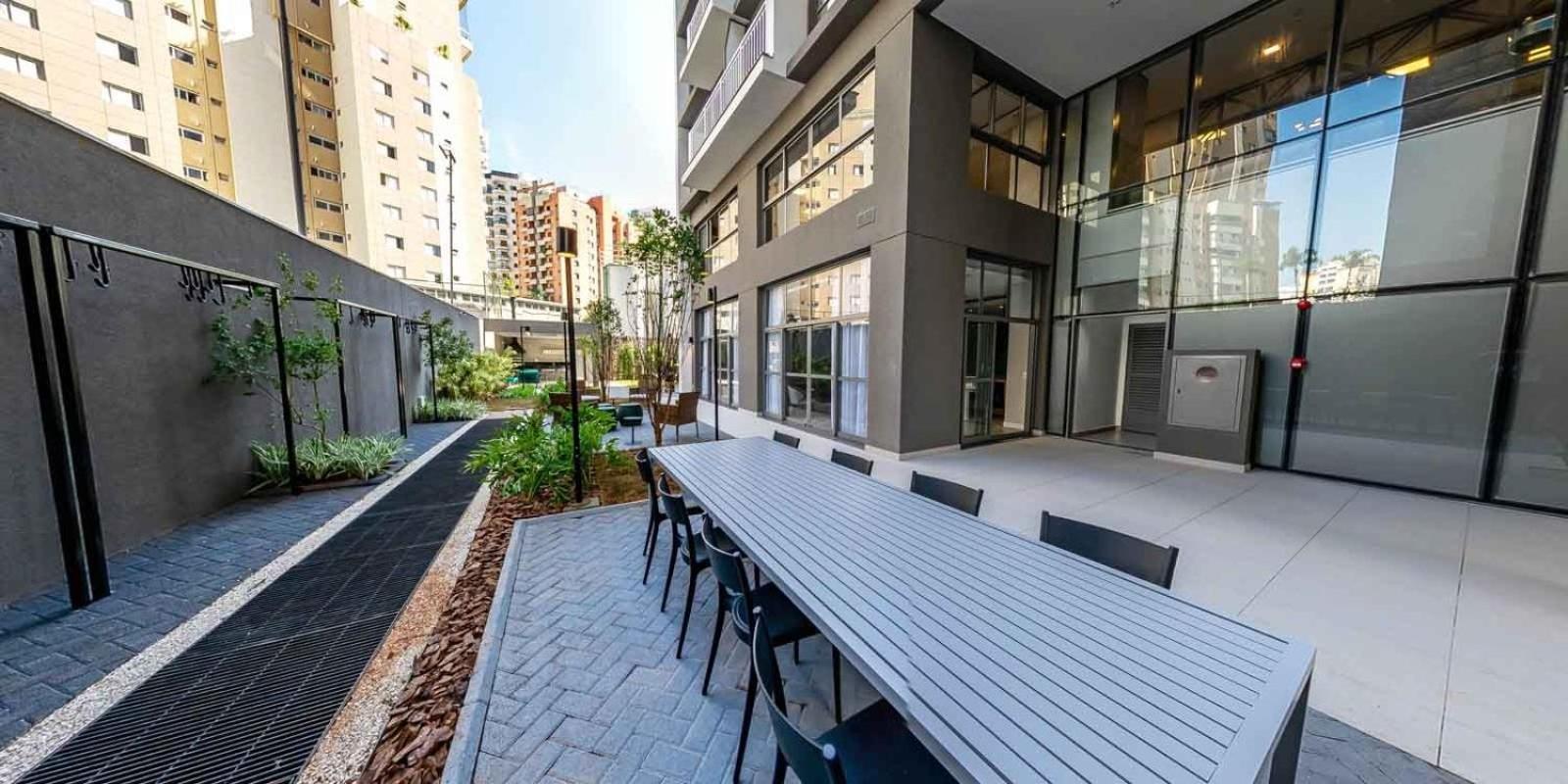 Condominium in Itaim, beautiful rooftop overlooking Ibira!!