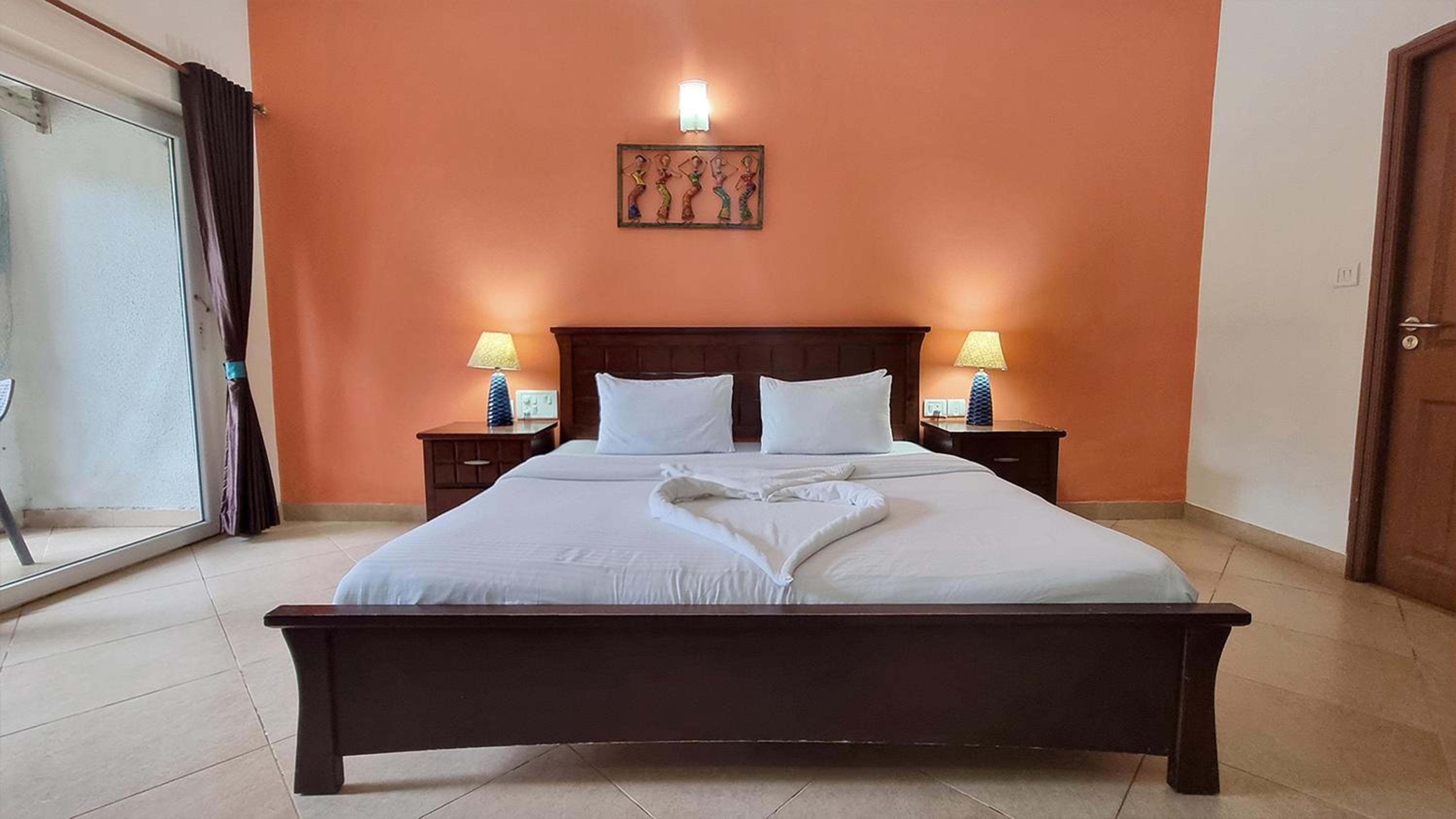 Royale Holiday Villa - 4BHK JAQK Holidays