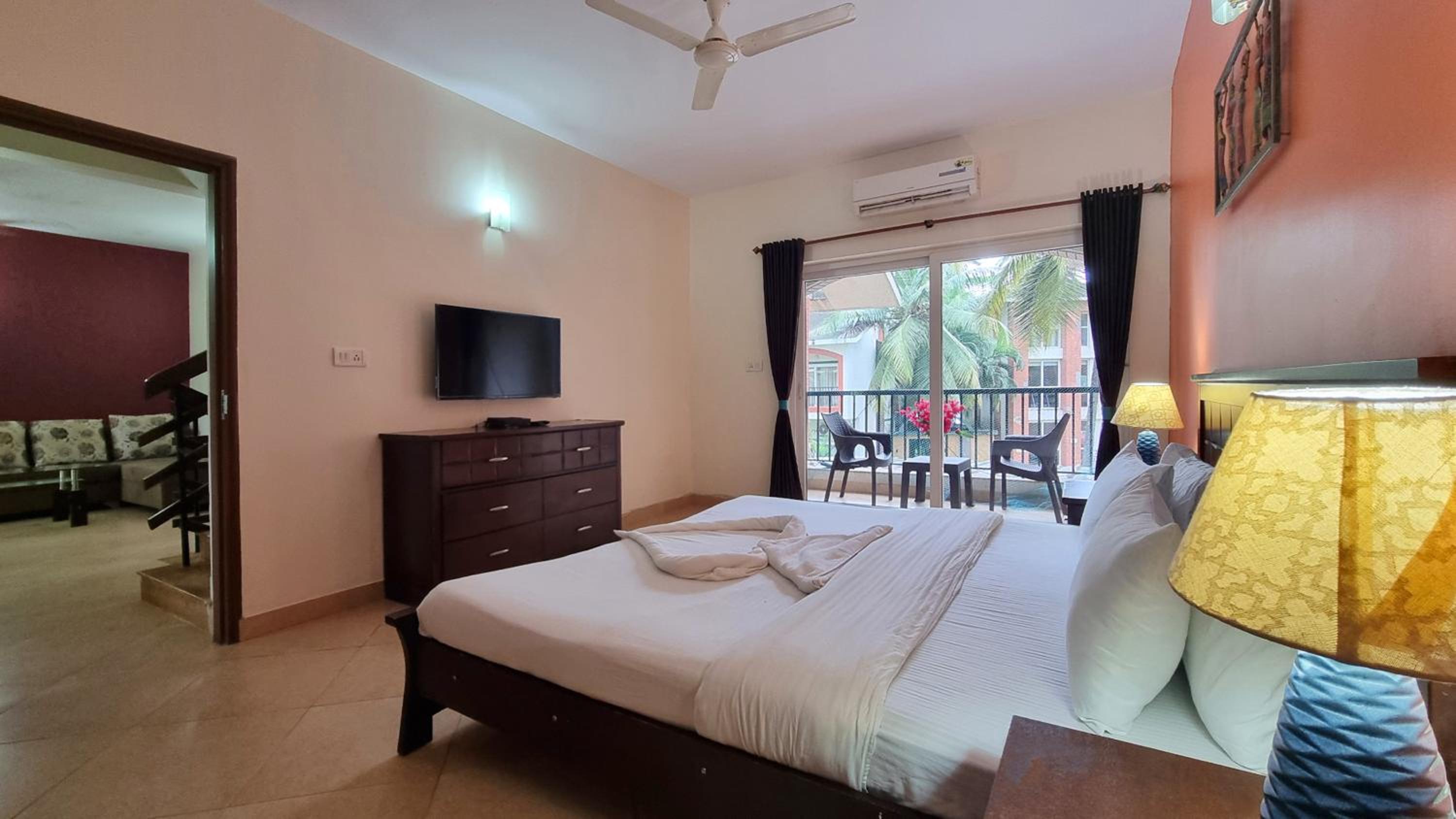Royale Holiday Villa - 4BHK JAQK Holidays