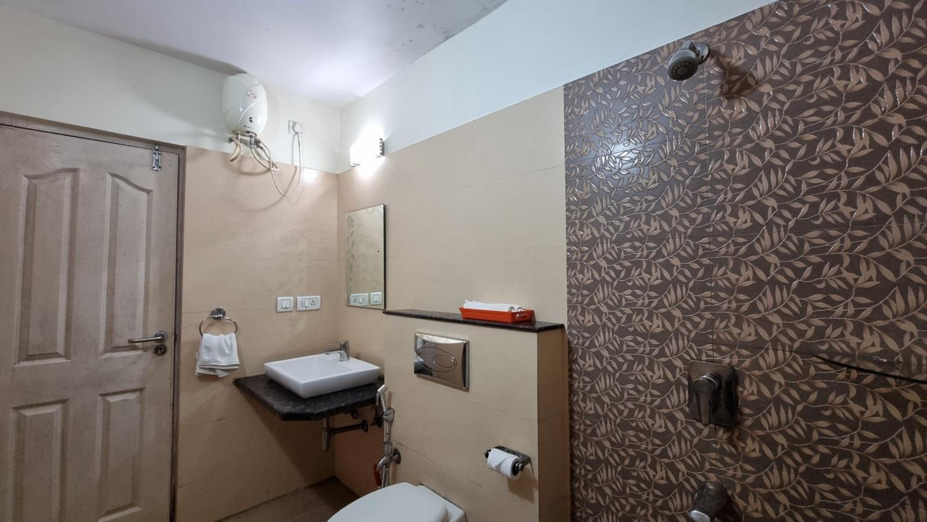 Royale Holiday Villa - 4BHK JAQK Holidays