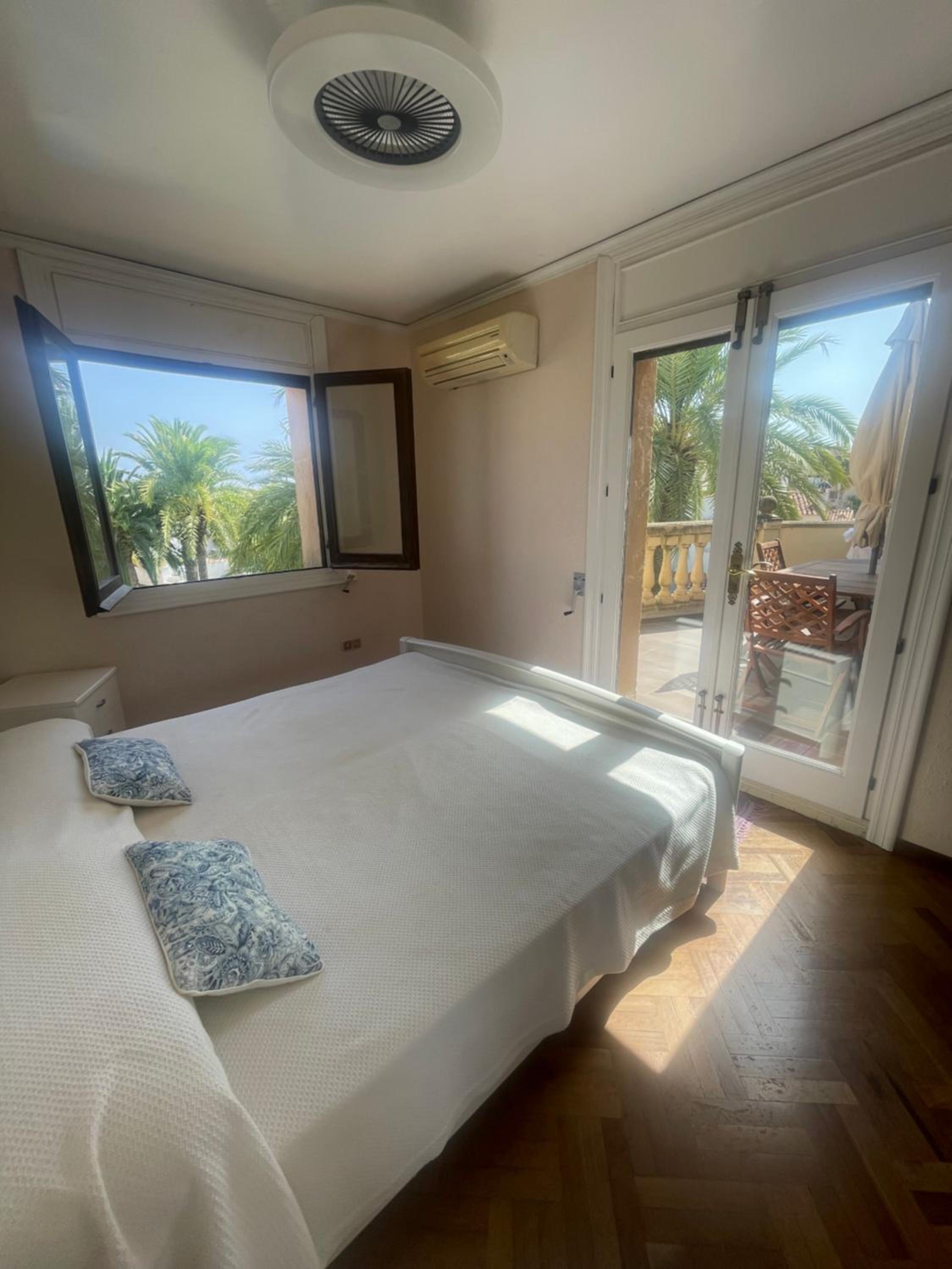 Marina Lodge