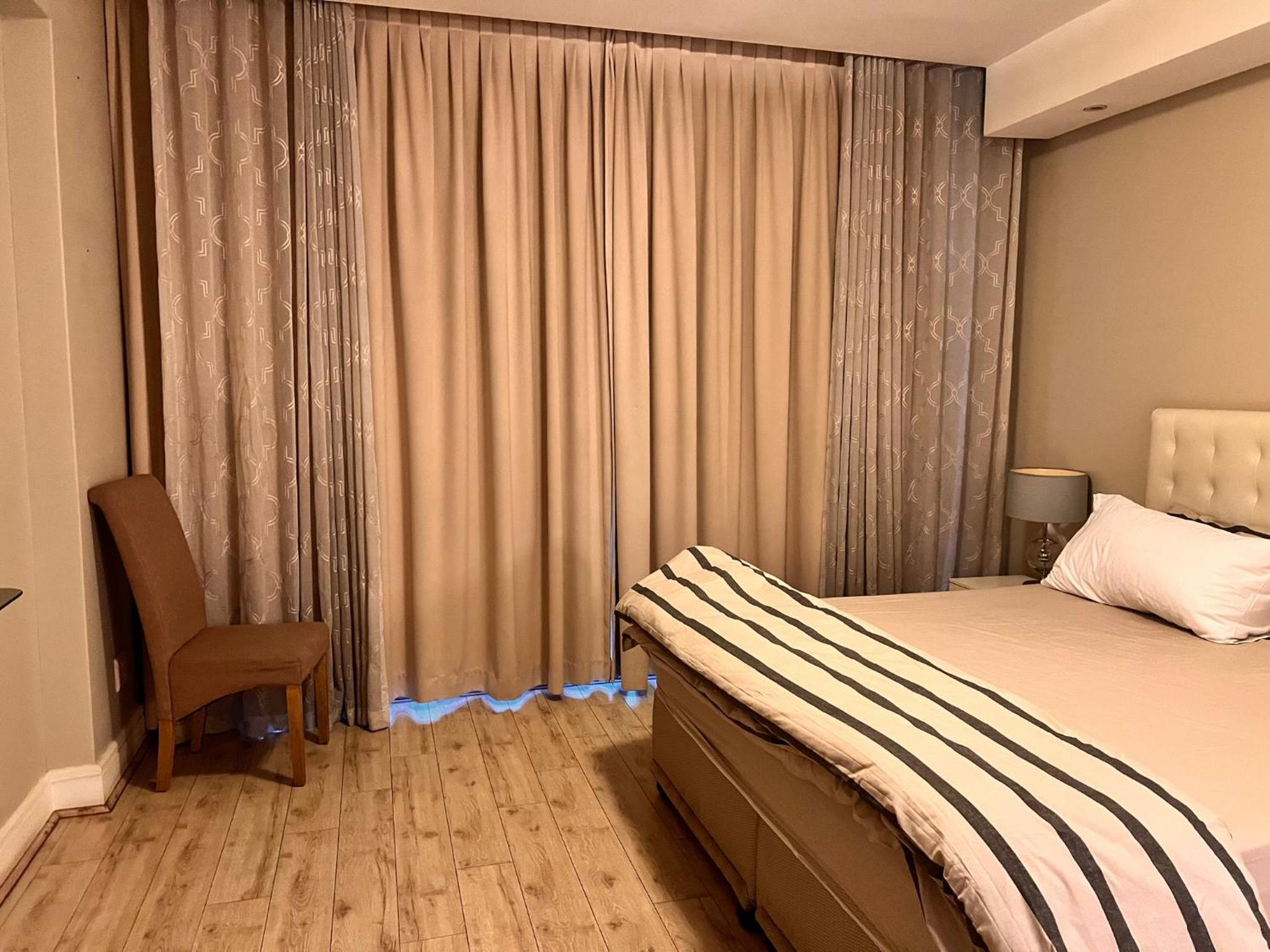 Executive 2-Bedroom Luxury Suite in Bedford Centre Mall