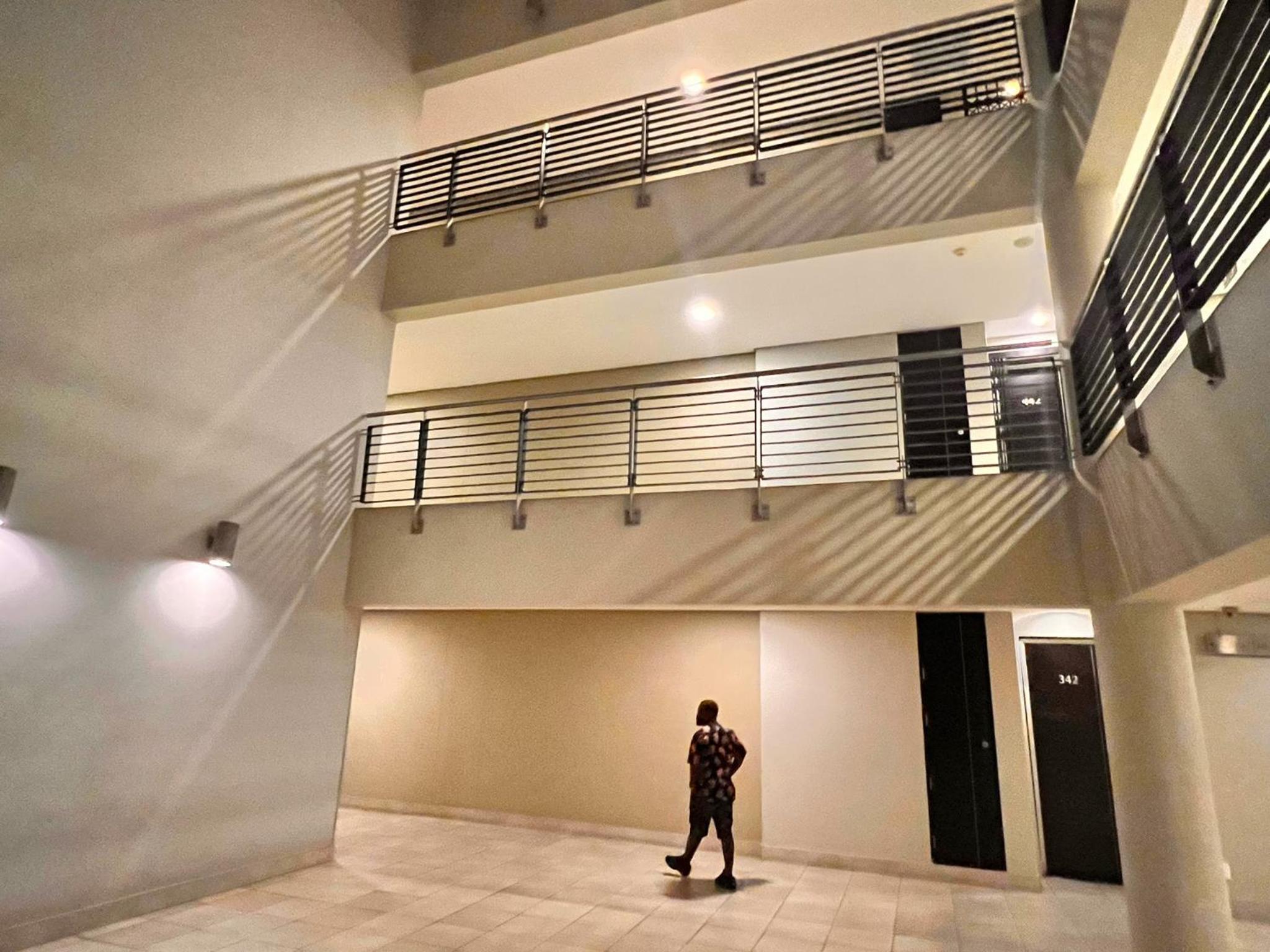 Executive 2-Bedroom Luxury Suite in Bedford Centre Mall