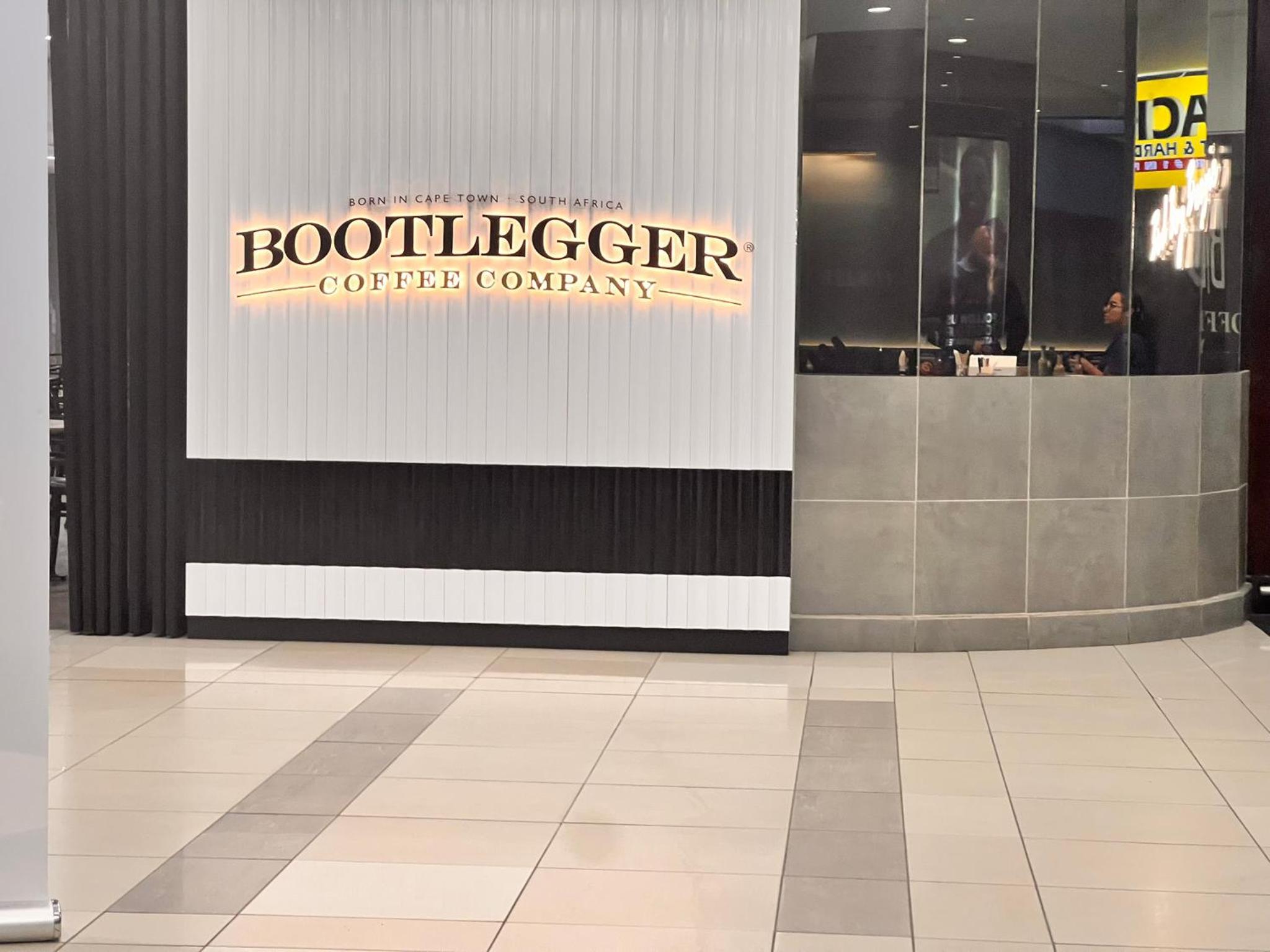 Executive 2-Bedroom Luxury Suite in Bedford Centre Mall
