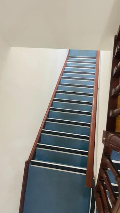 Studio apartment near airport