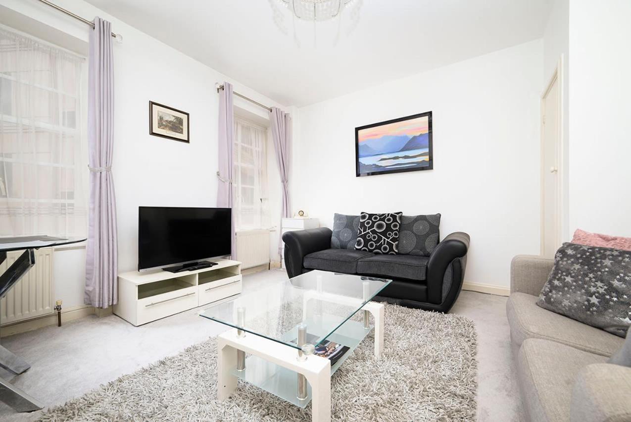 Stunning 1BR Flat Near Buckingham Palace view 2