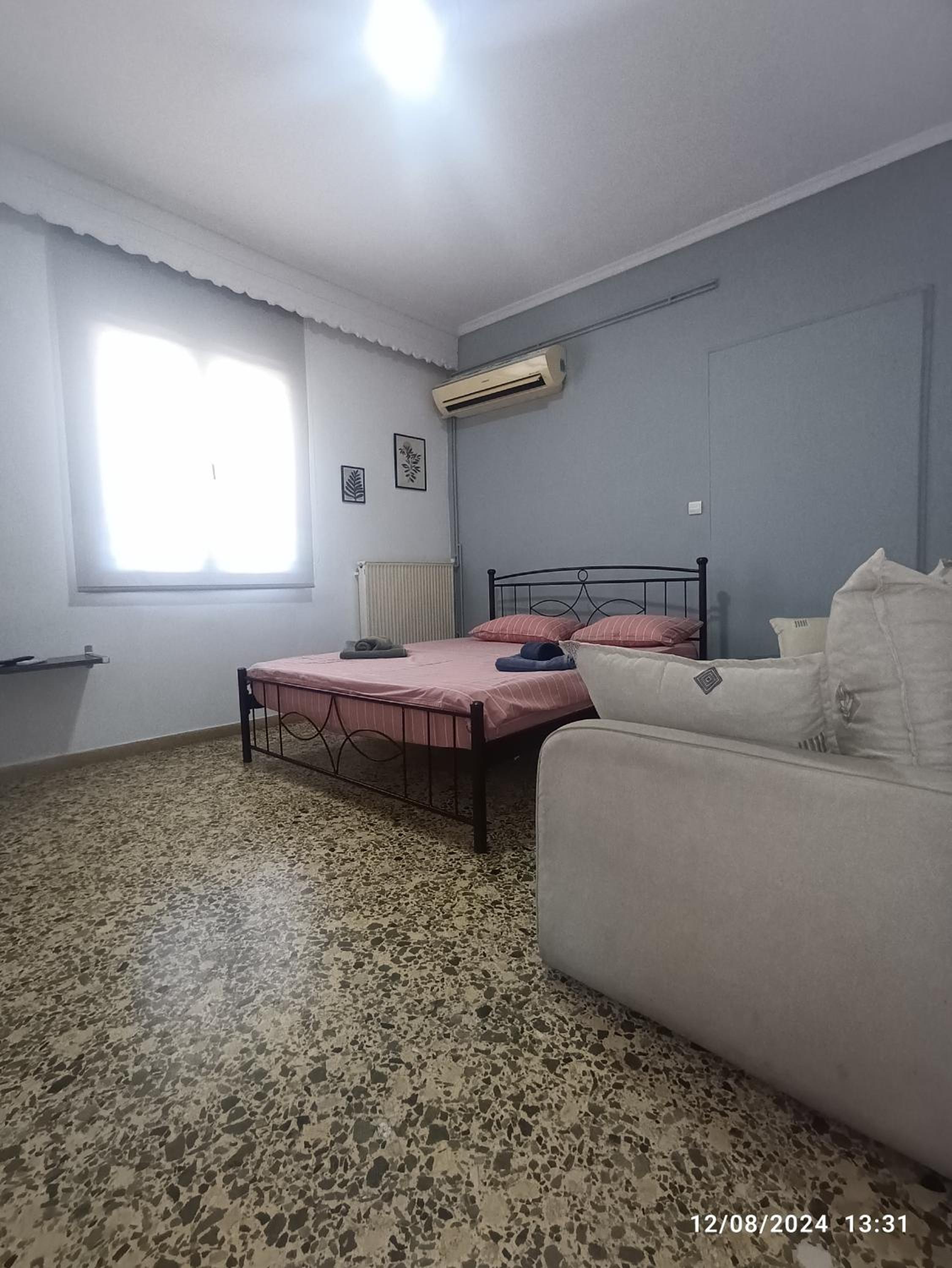 RENA APARTMENTS