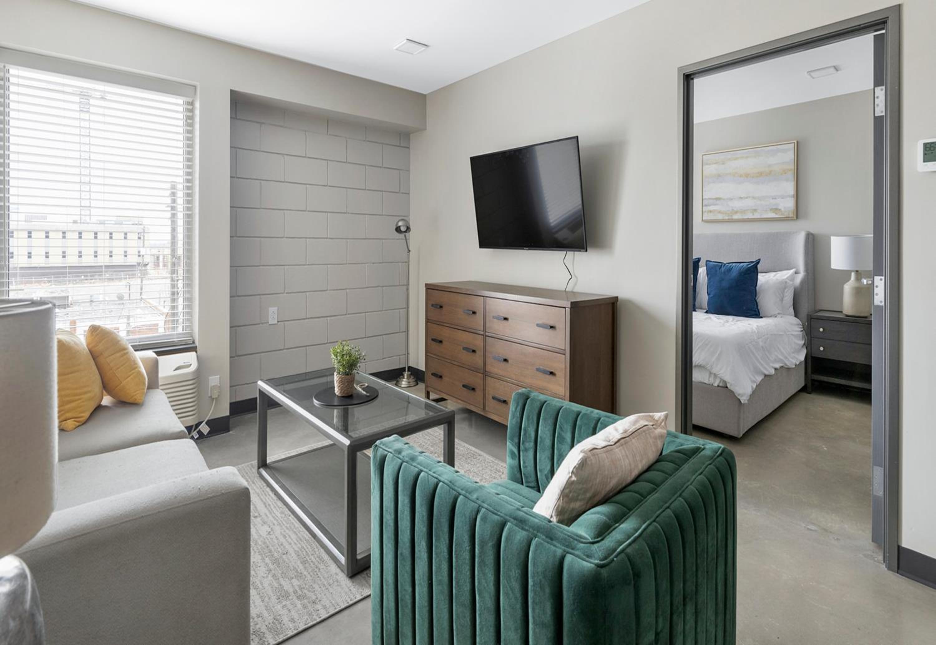 Birmingham Vacations - Tower on Tenth Apartments by Barsala - Property Image 4