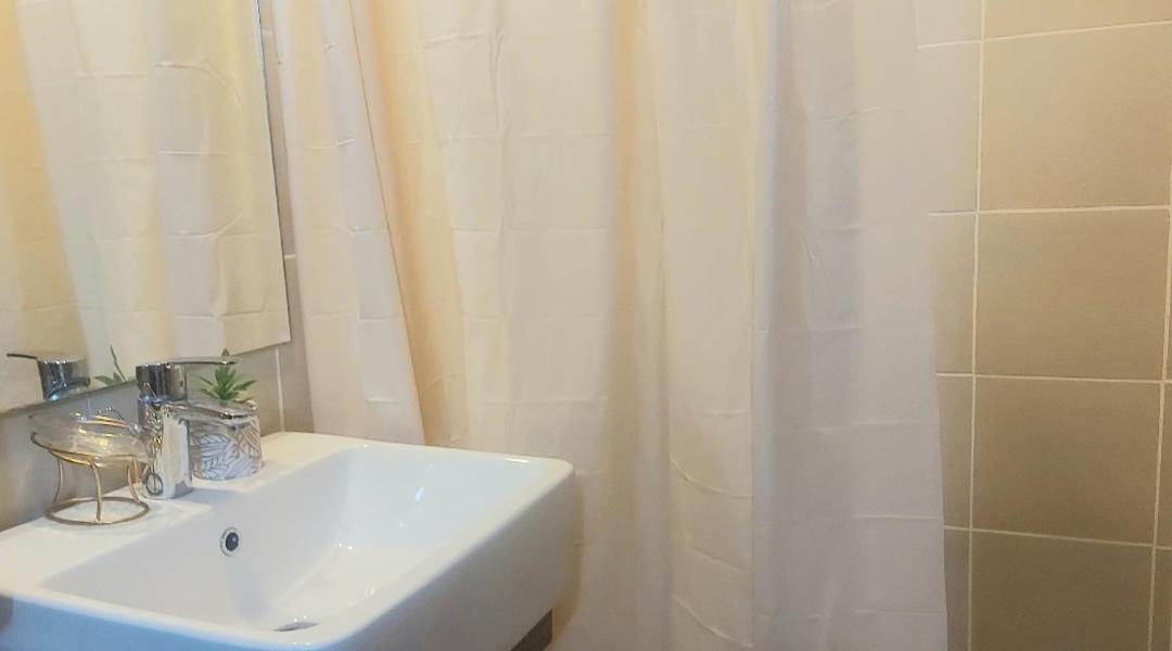 Manhattan Plaza 1 Araneta Cubao Sereene City BnB view 5