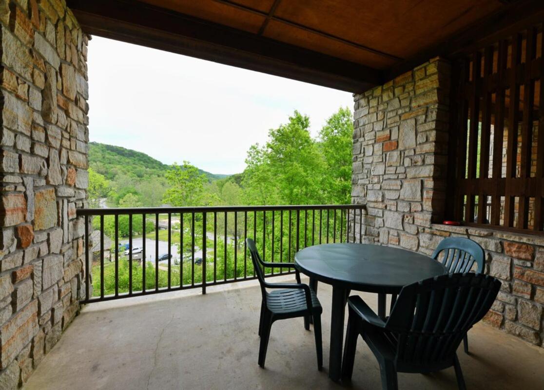 Roaring River State Park view 4