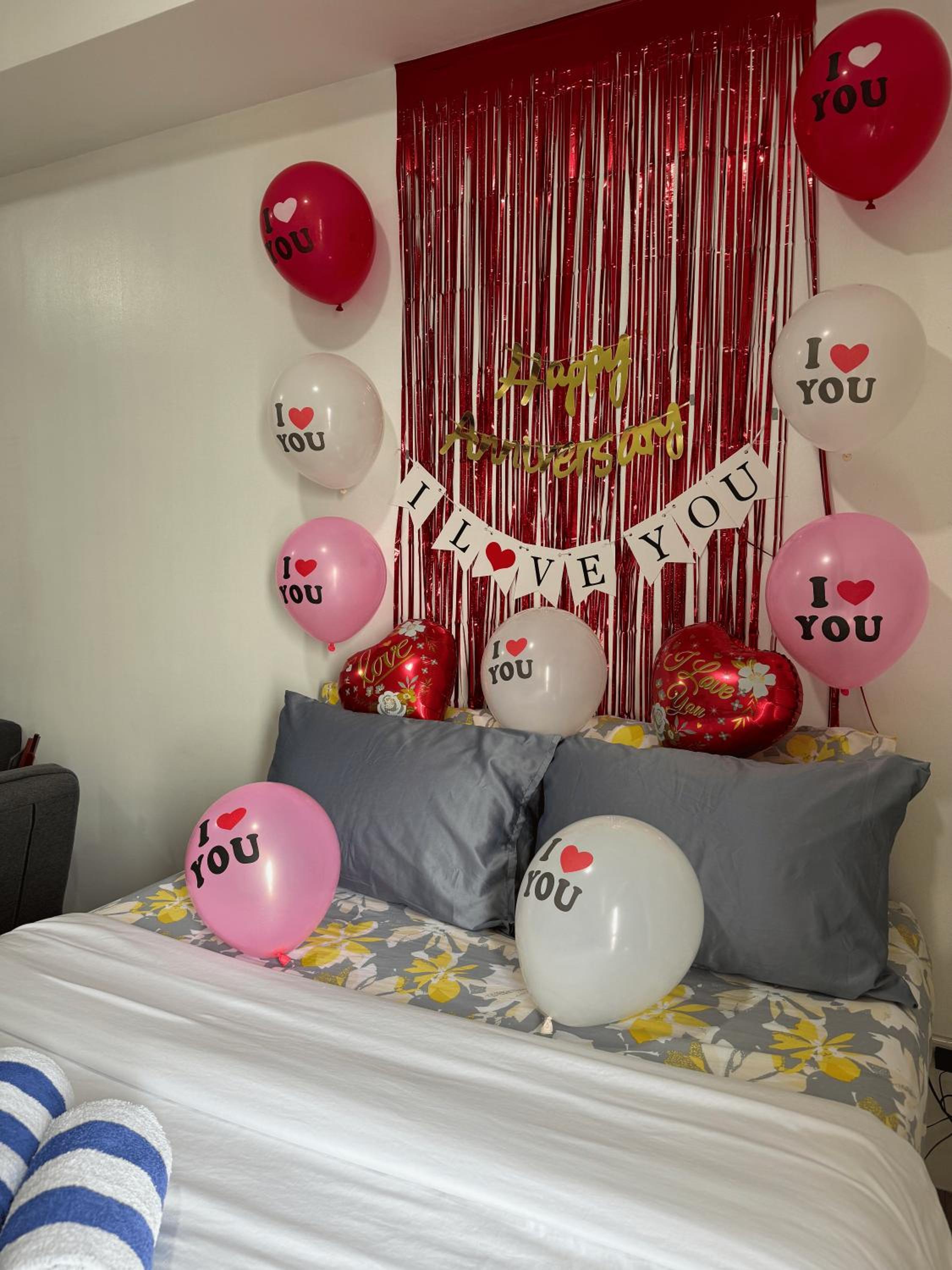 Vinia Infinity Studio 2 Near Malls with WiFi Netflix and Karaoke