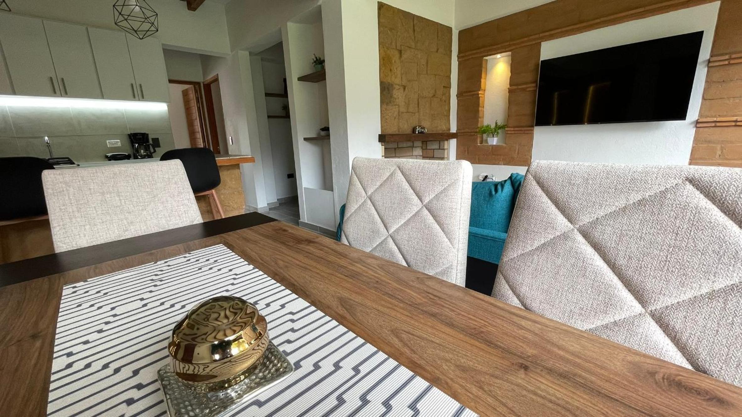 Villa Carmesí - Apartamento muy cerca de la plaza principal