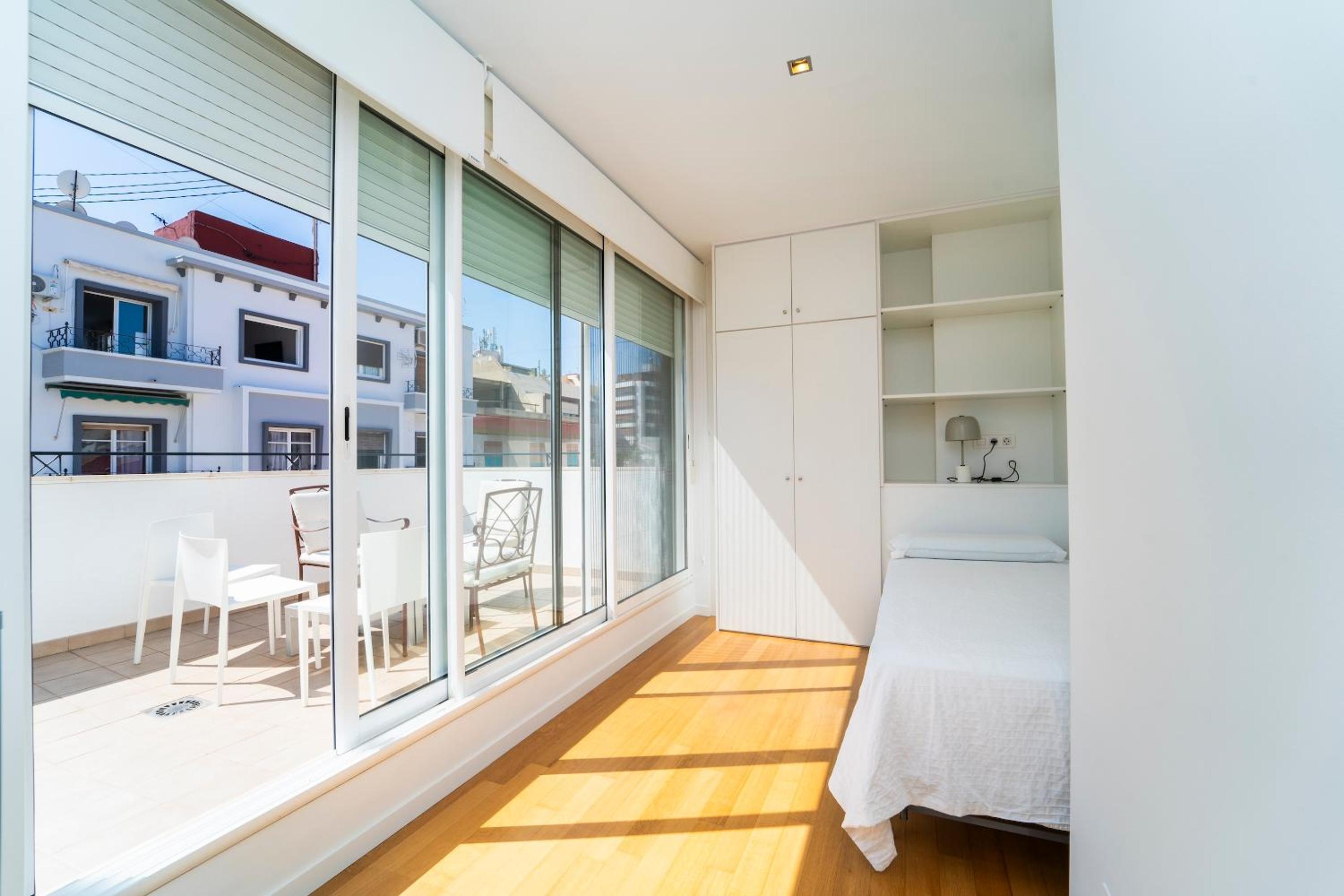 Apartamentos Alicante Centro by Renthas