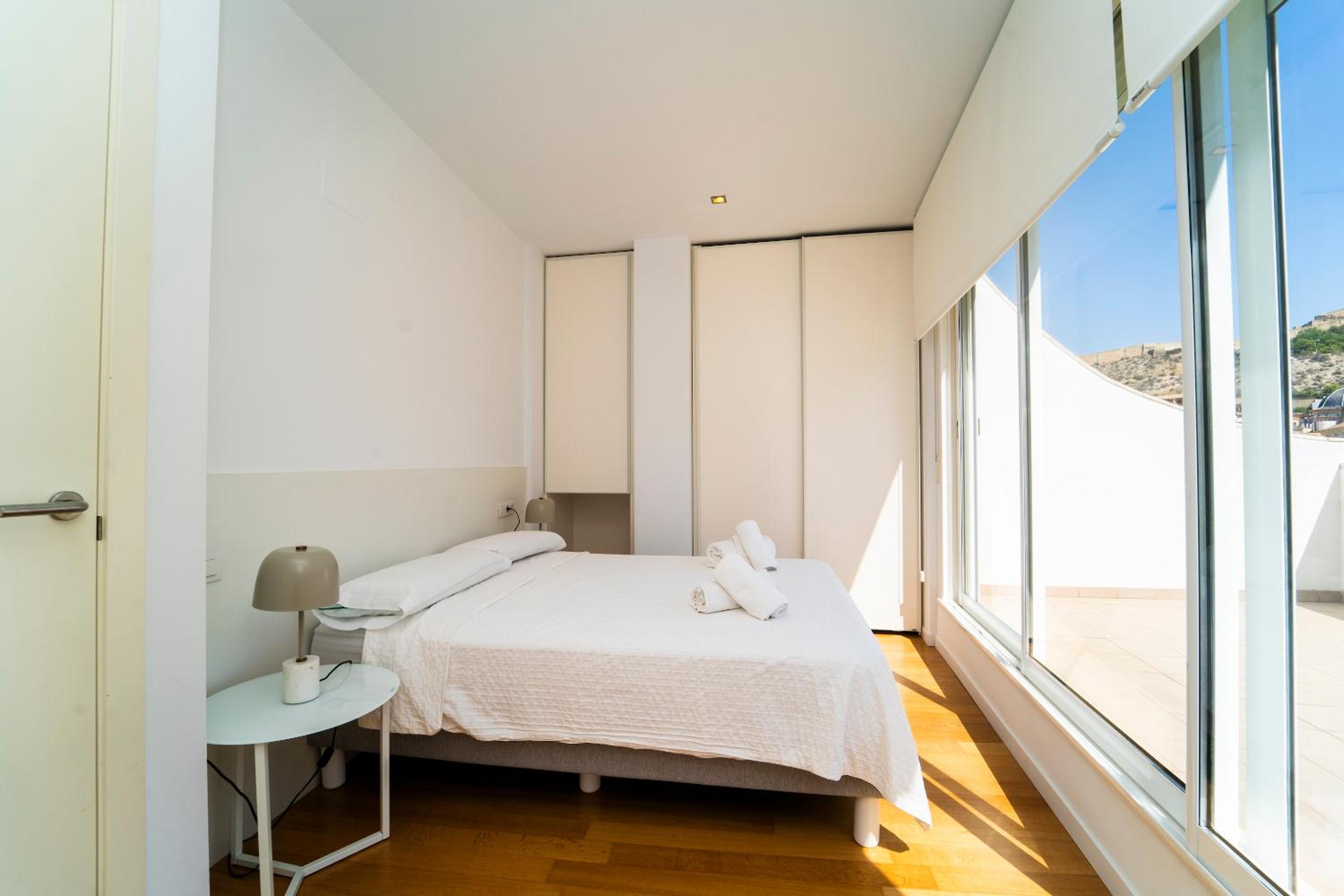 Apartamentos Alicante Centro by Renthas