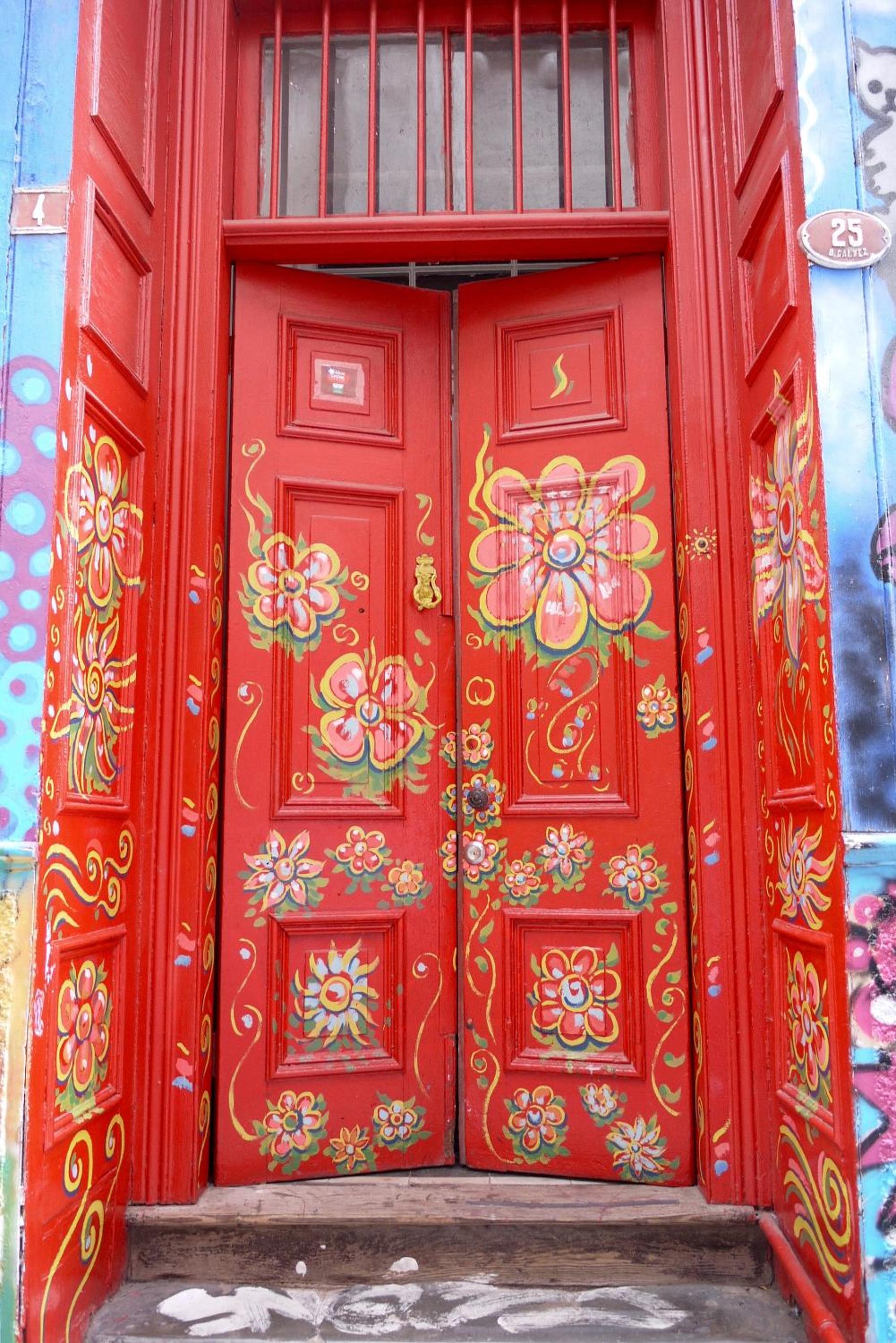 La Puerta Roja