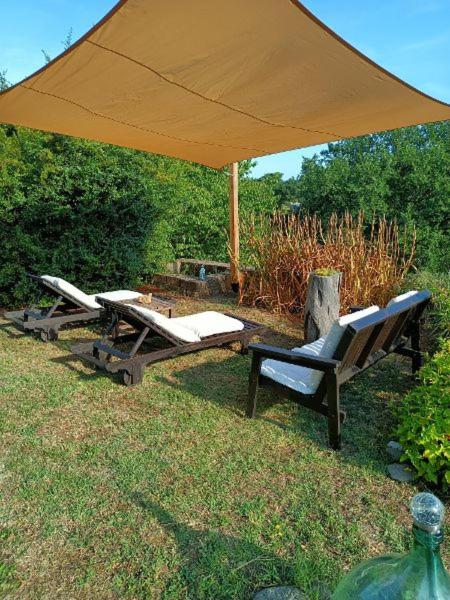 Il Mandorlino Pitigliano appartamento in tipico casale maremmano con portico e giardino