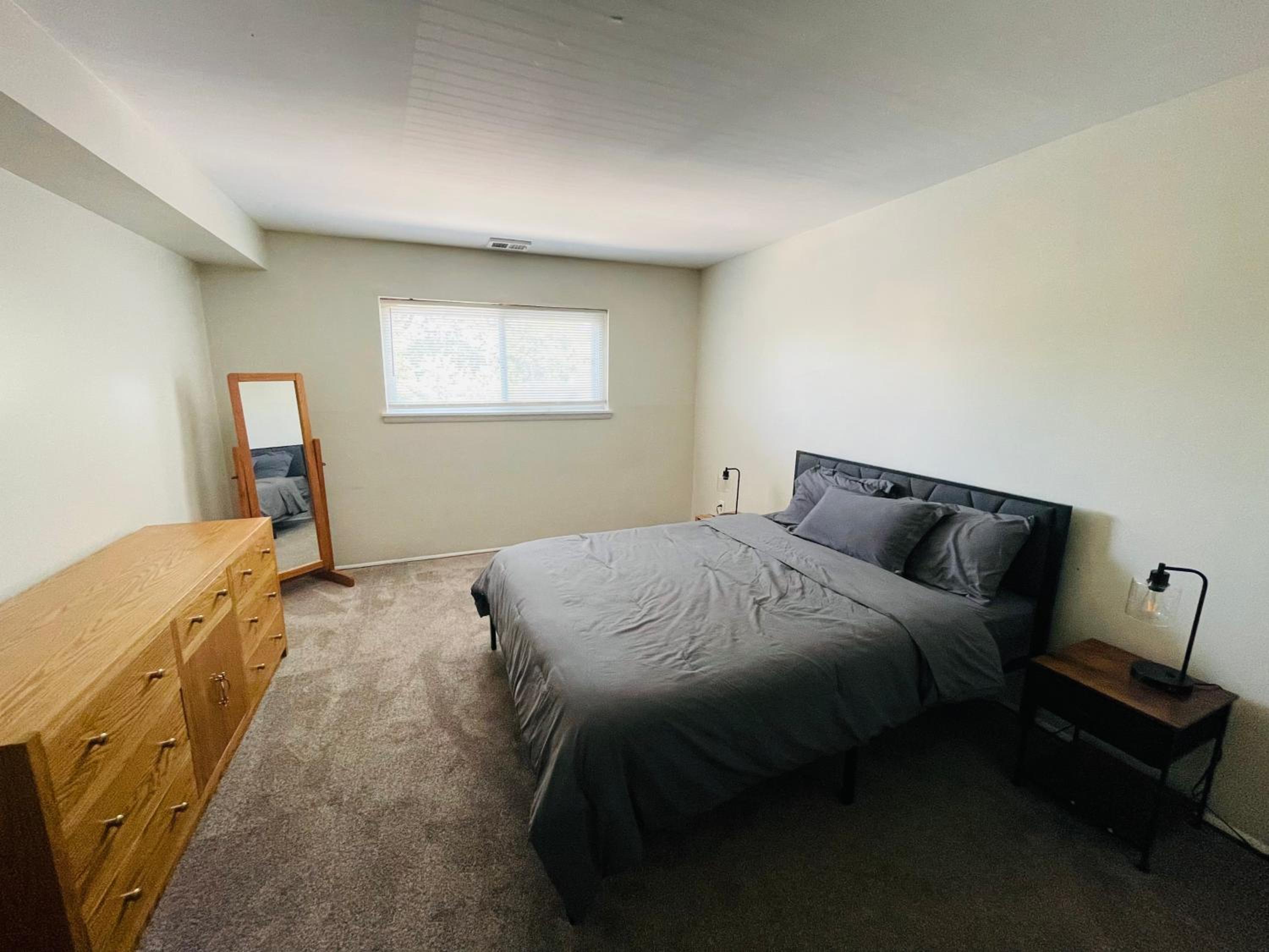 Charming 2br 2b In Elkins Park, Parking, Pool view 4