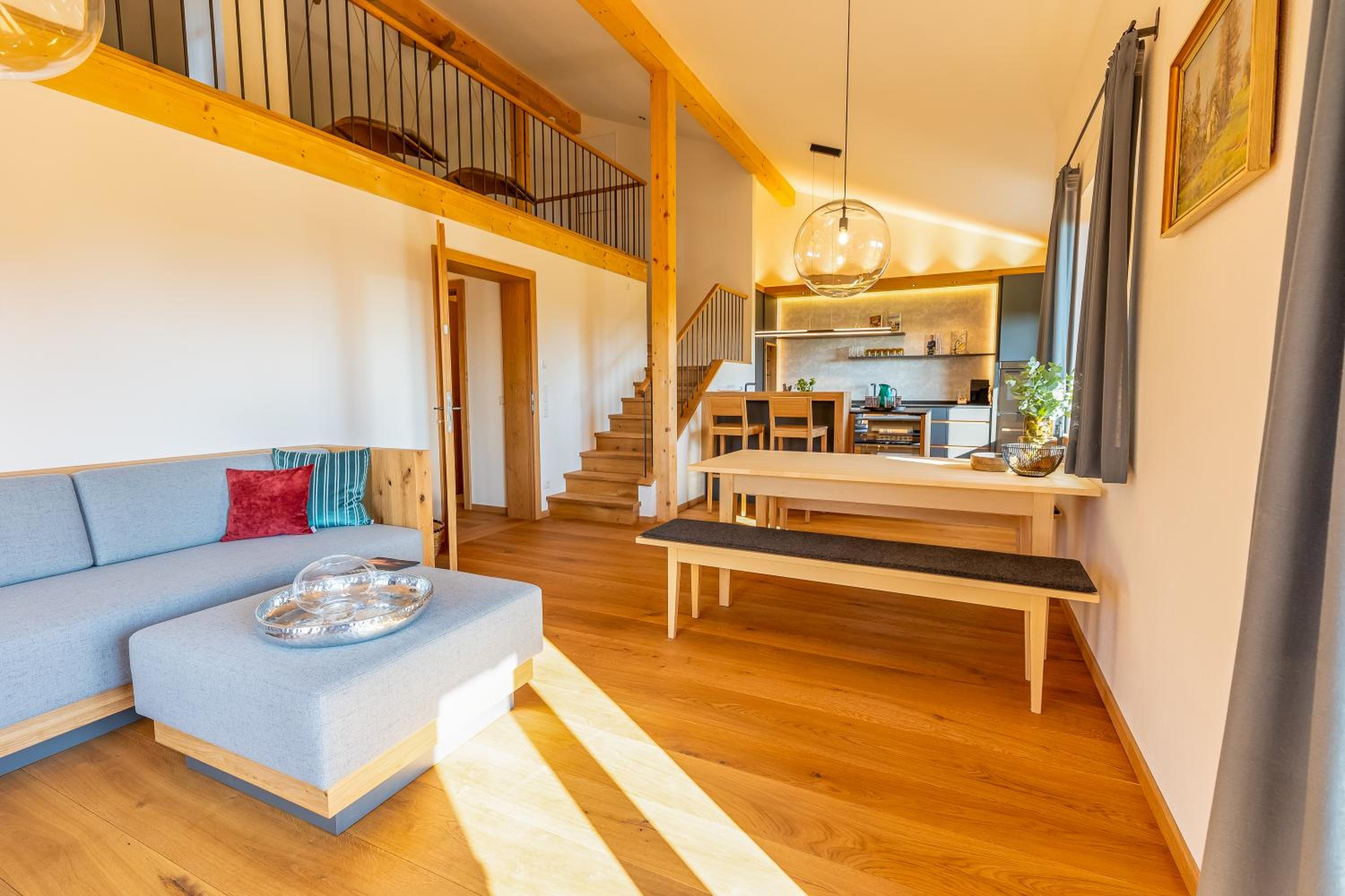 Graf Chiemo Suites - direkt am Chiemsee mit separatem Seezugang
